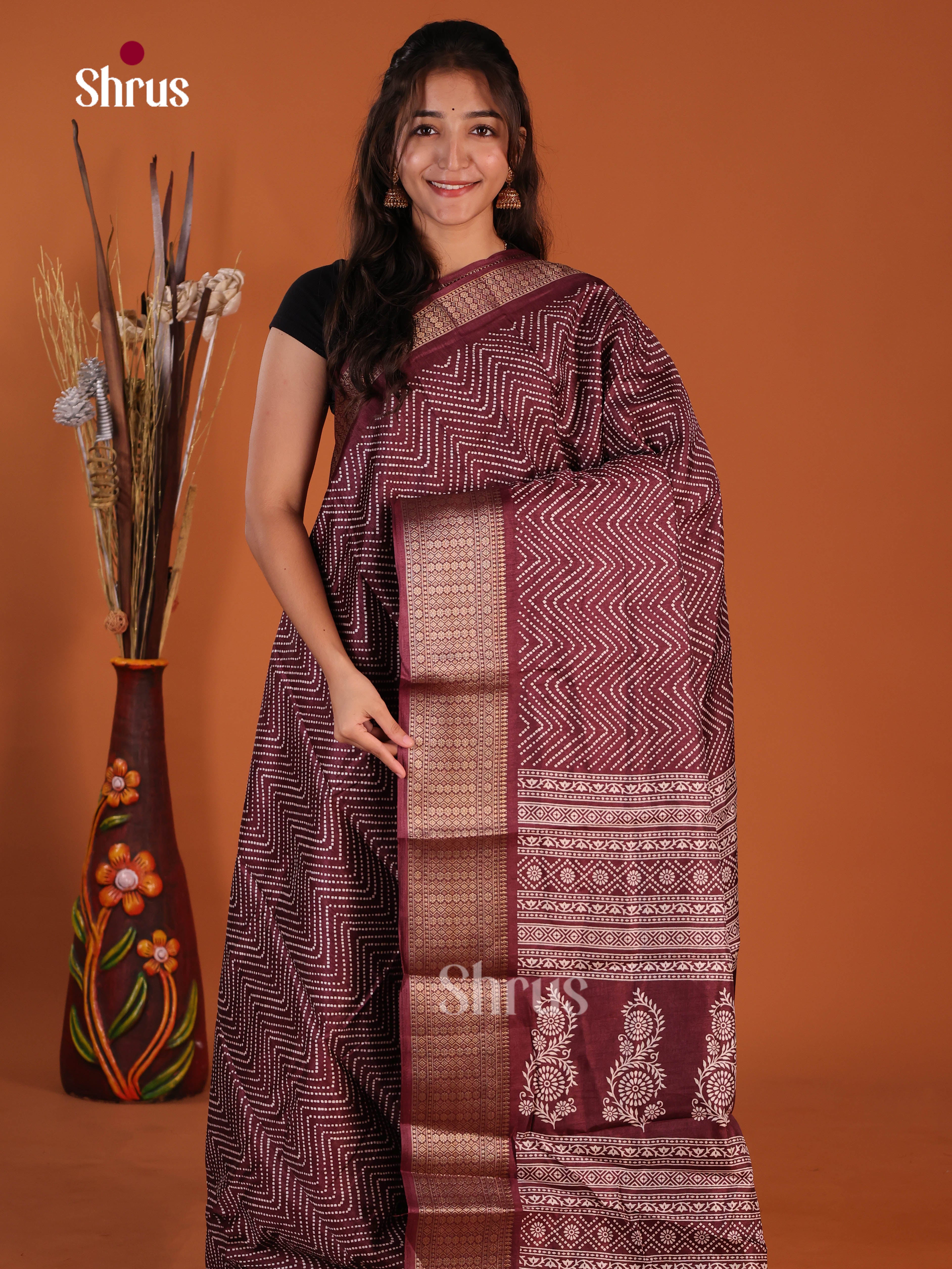 DAS07047 - Semi Crepe Saree - Shop on Shrus.com
