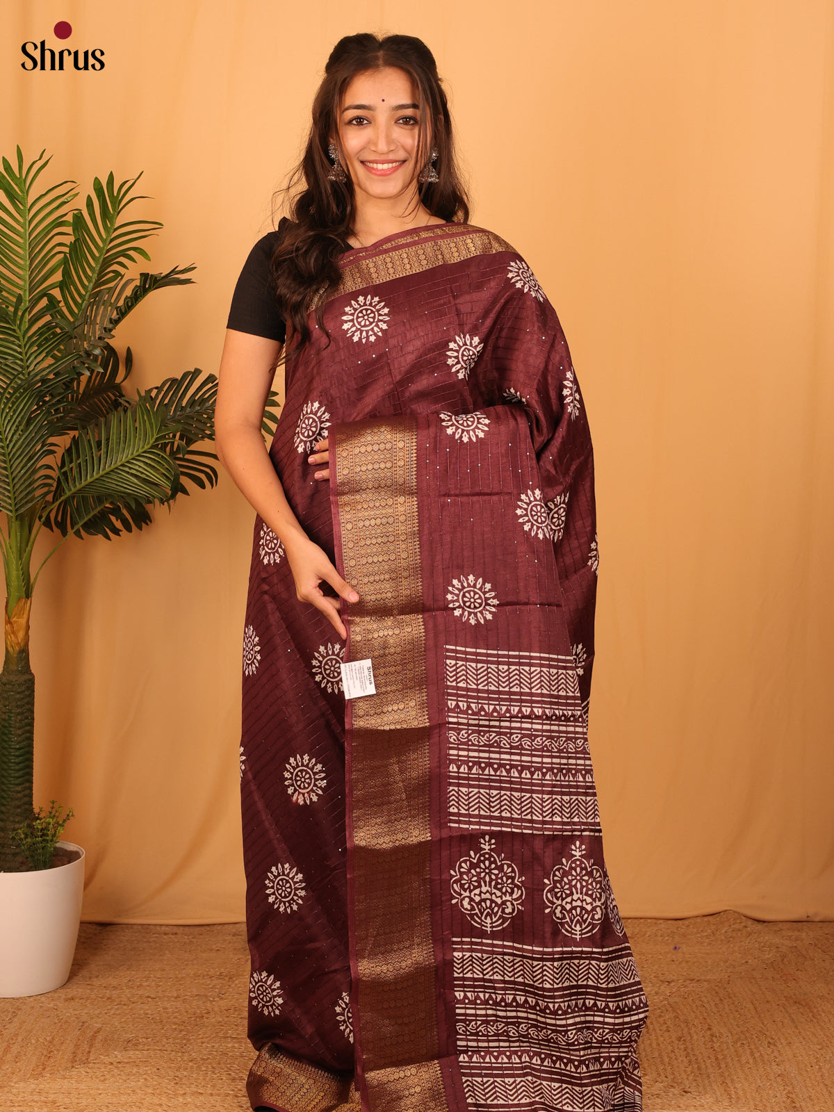 Brown - Semi Crepe Saree