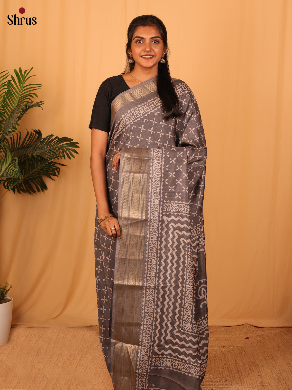 Grey - Semi Crepe Saree