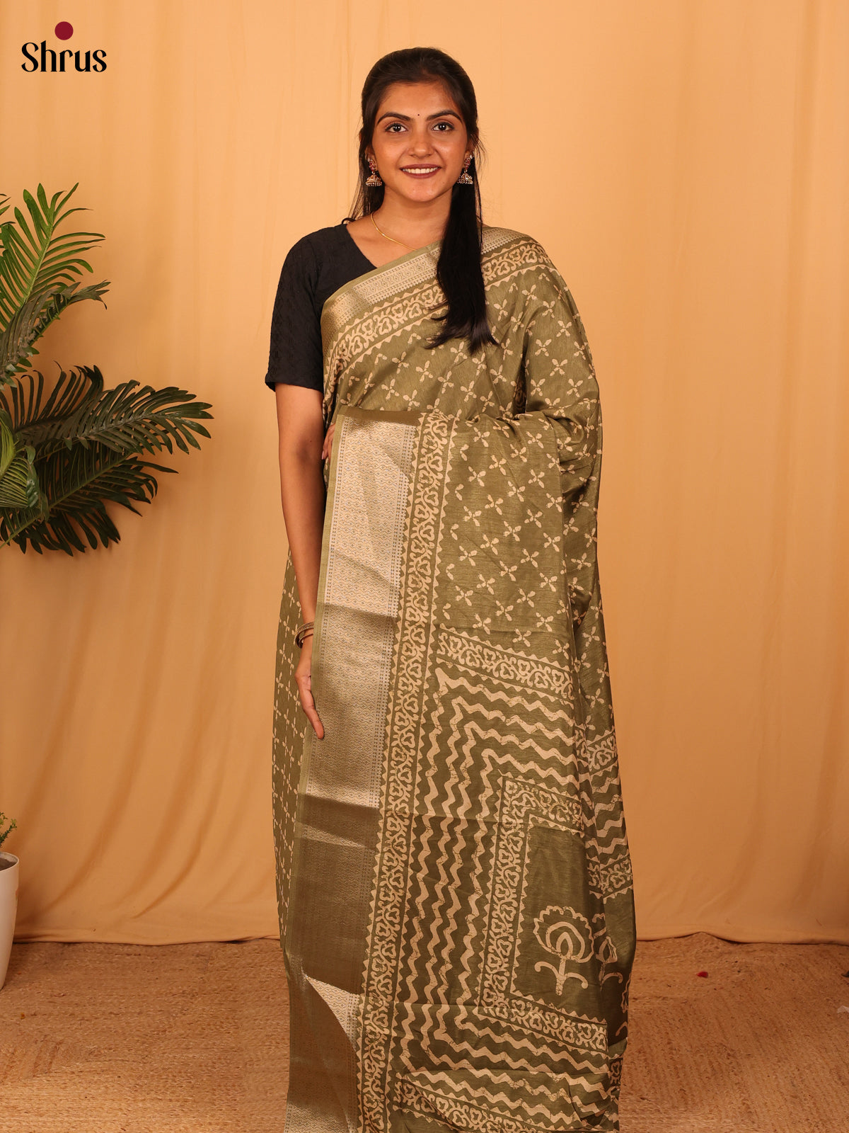 Elachi Green - Semi Crepe Saree