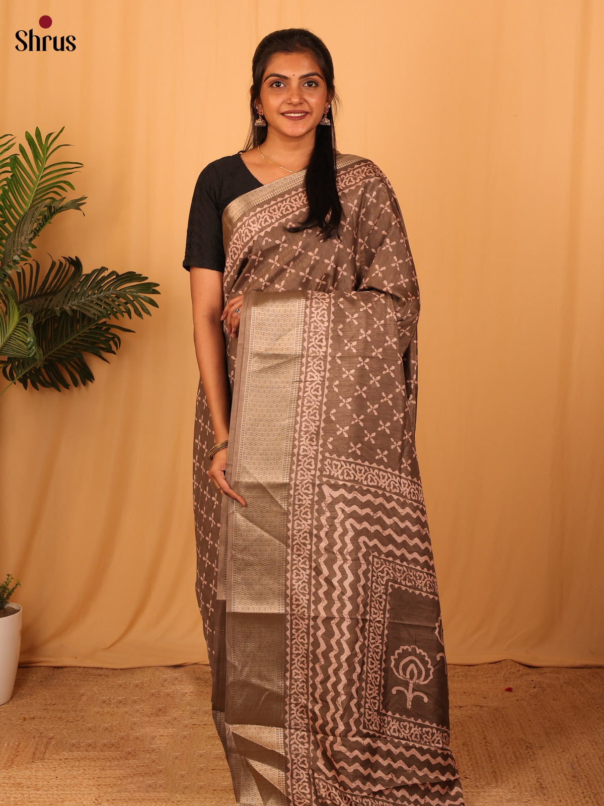 Brown - Semi Crepe Saree