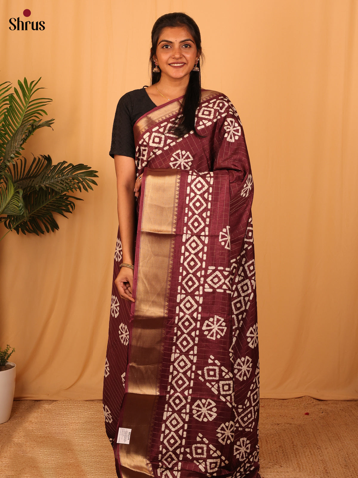 Brown - Semi Crepe Saree