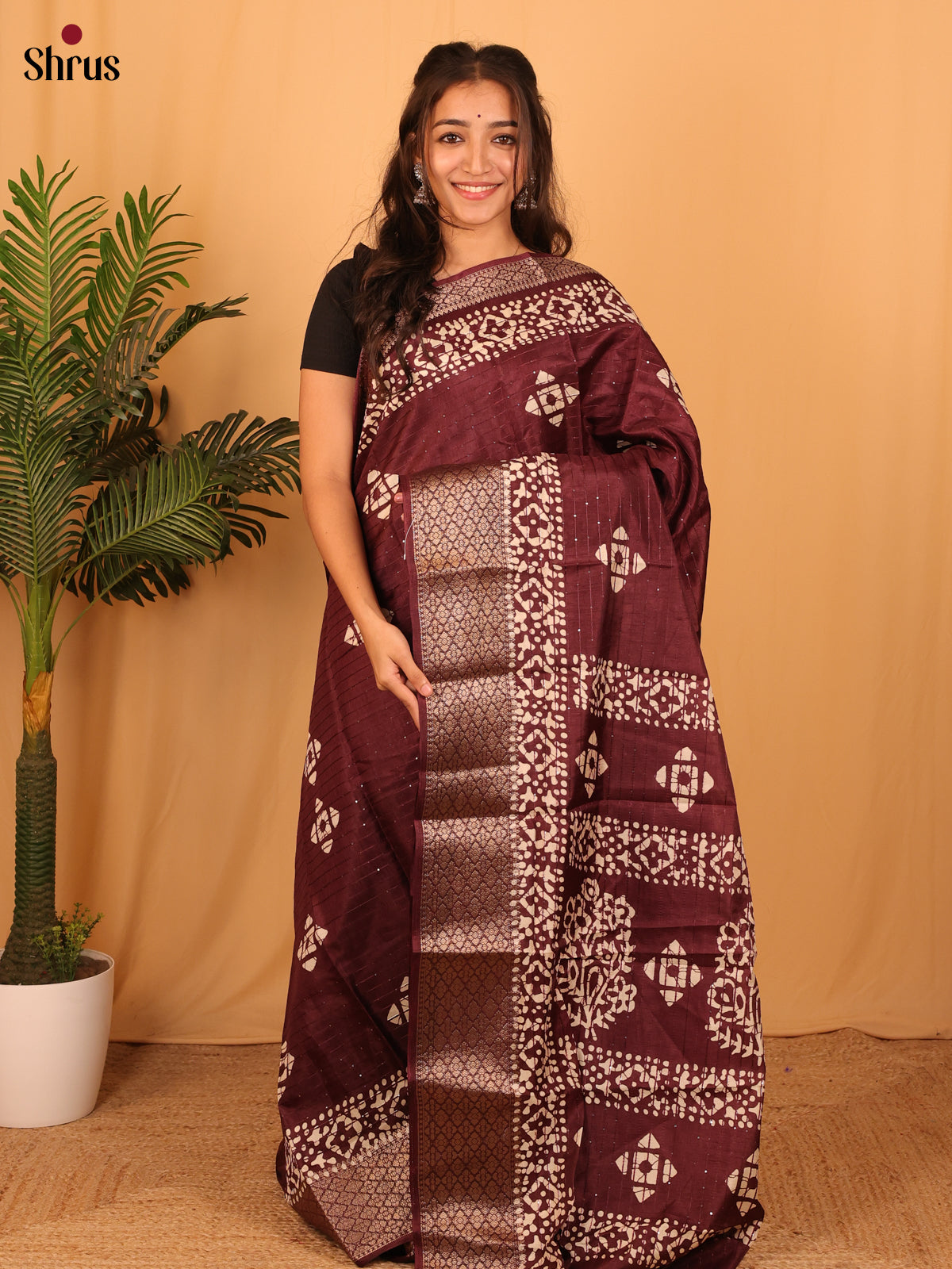 Brown - Semi Crepe Saree