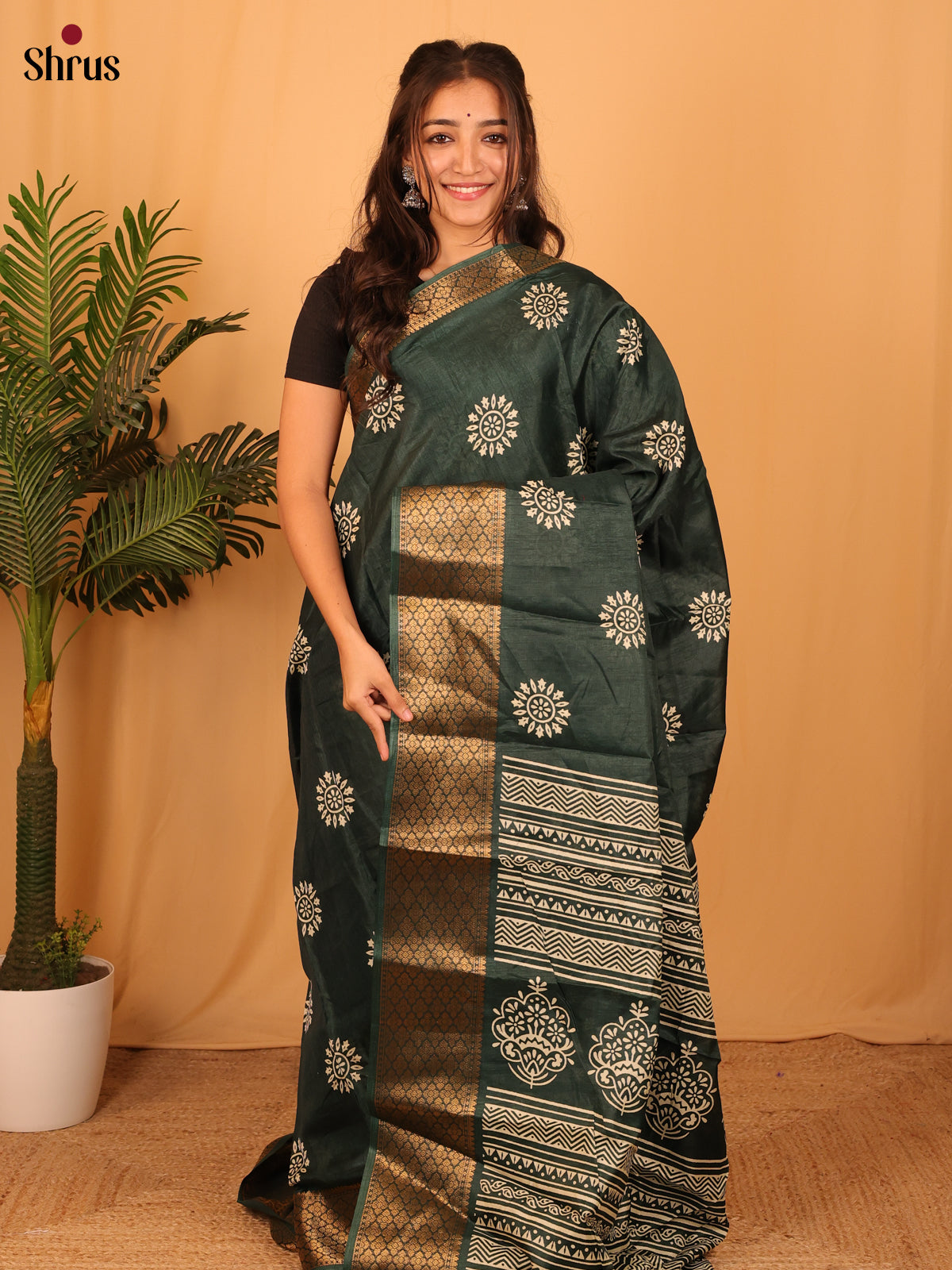 Green - Semi Crepe Saree