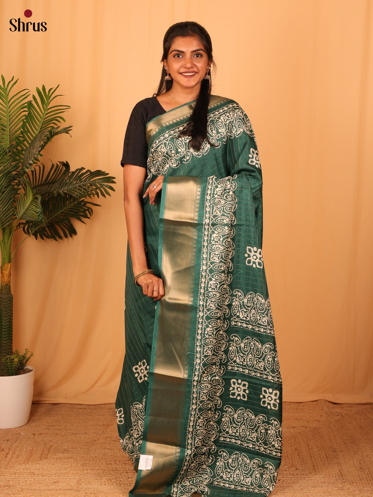 Green - Semi Crepe Saree