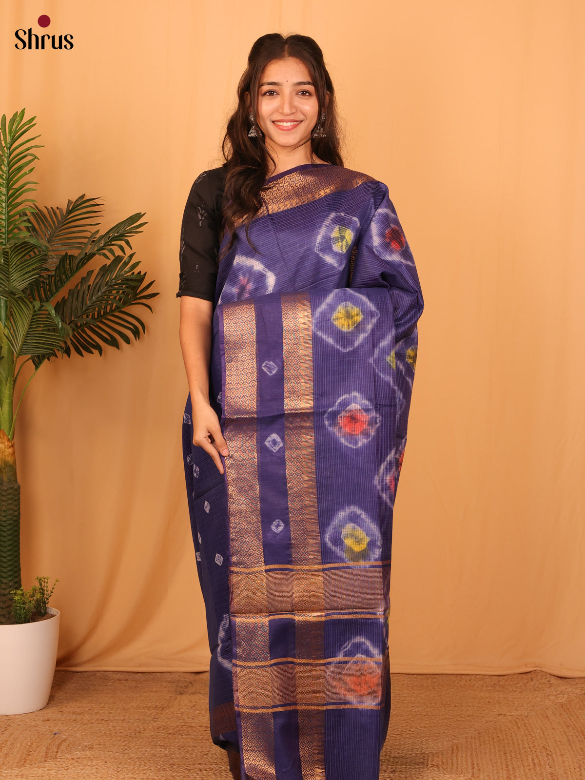 DAS08006 - Shibori Saree