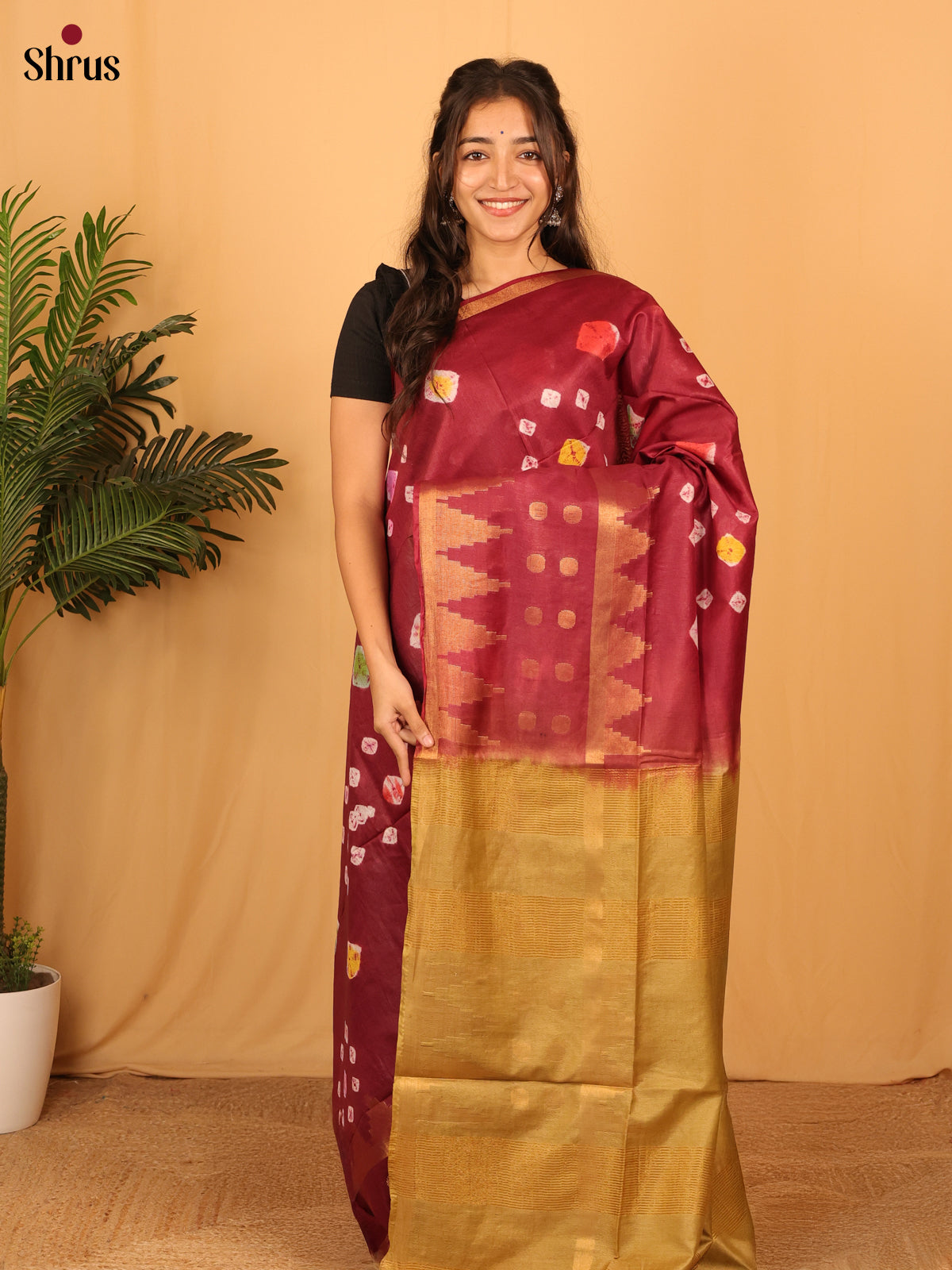 Maroon & Beige- Shibori Saree