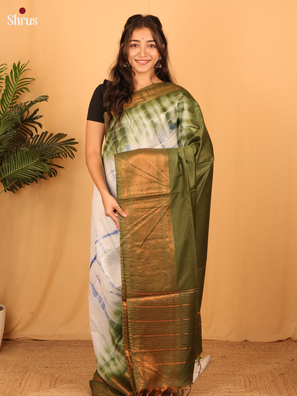 Cream & Green- Shibori Saree