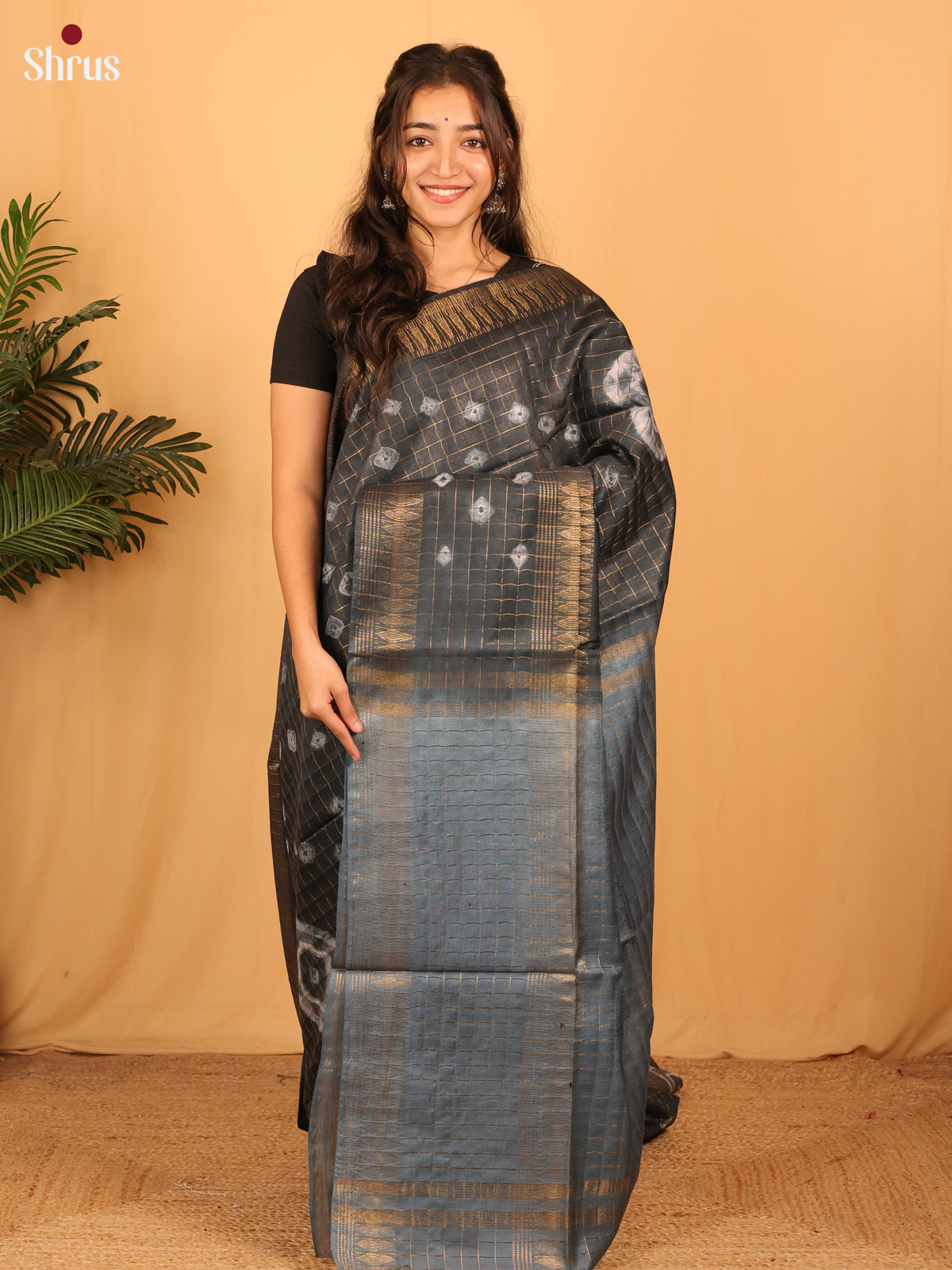 Black & Grey- Shibori Saree