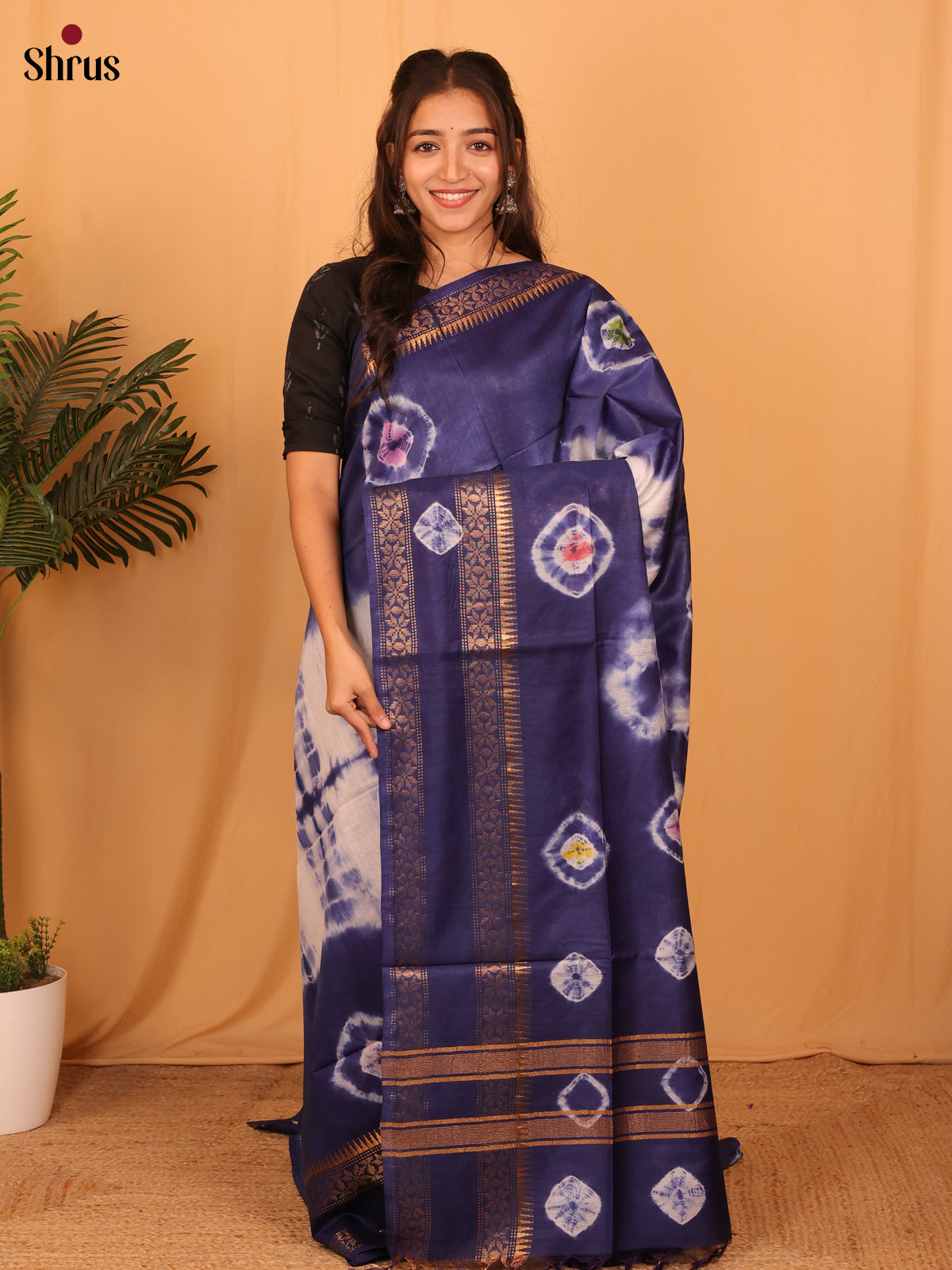 DAS08121 - Shibori Saree