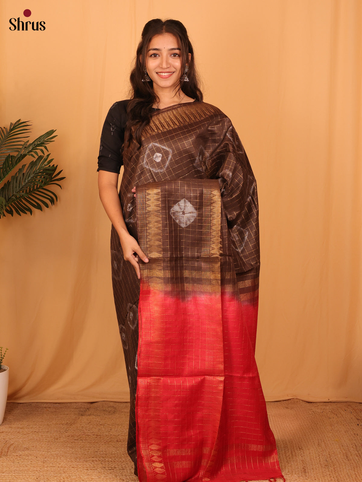 DAS08134 - Shibori Saree