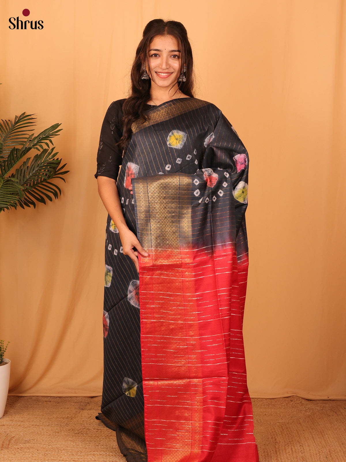 DAS08138 - Shibori Saree