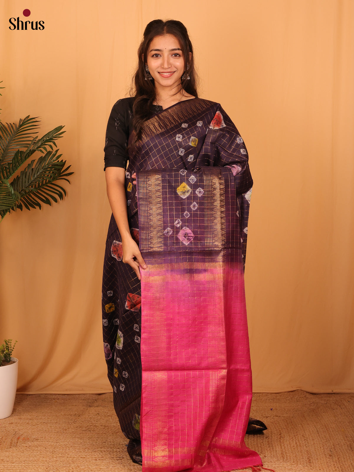 DAS08169 - Shibori Saree