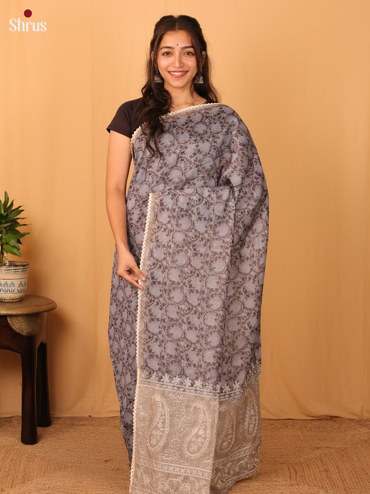 DAS09020 - Semi Kantha Saree - Shop on Shrus.com