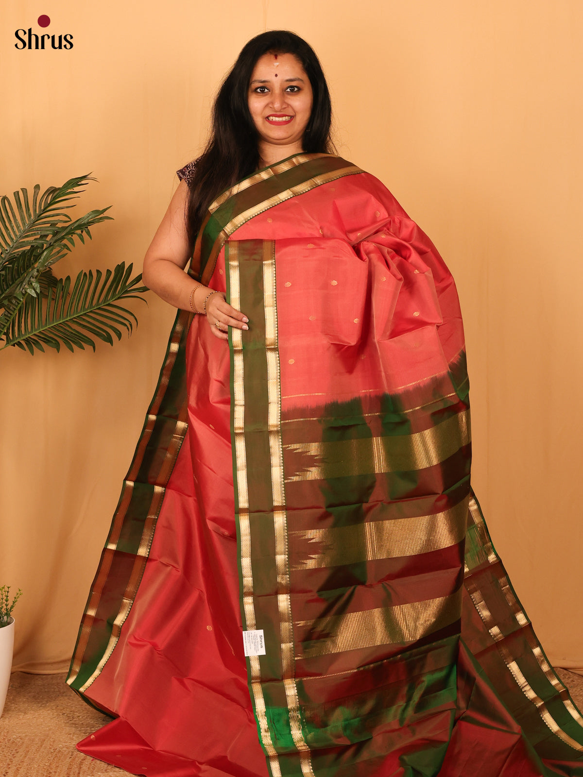 Red & Green - Kanchipuram silk Saree