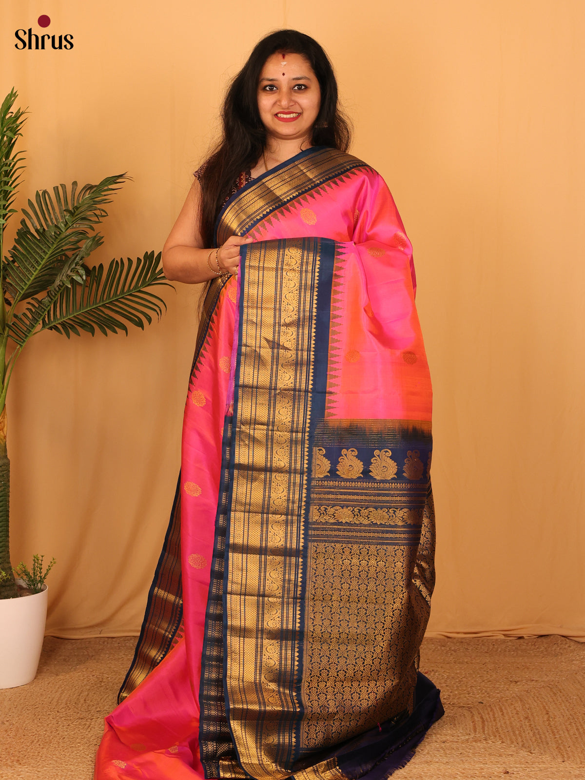 DAS09278 - Gadwal silk Saree