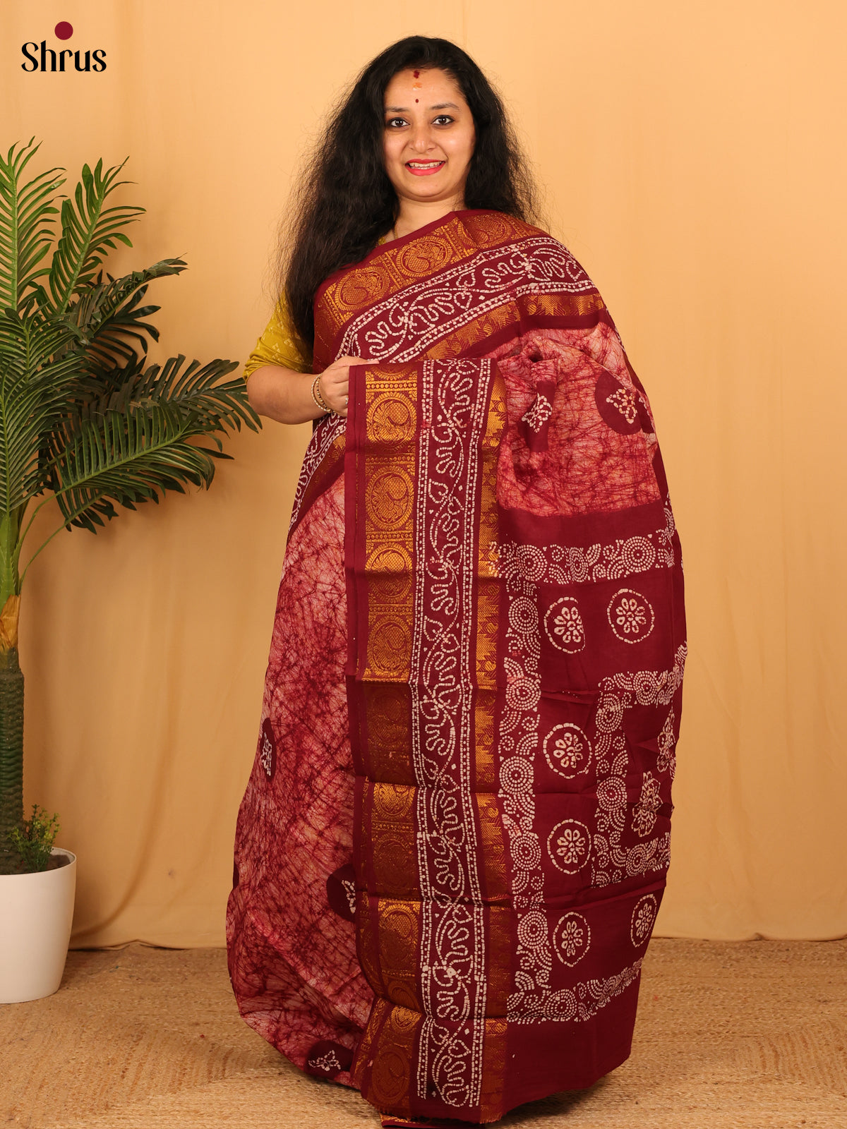 Cream & Maroon- Sungudi Cotton Saree