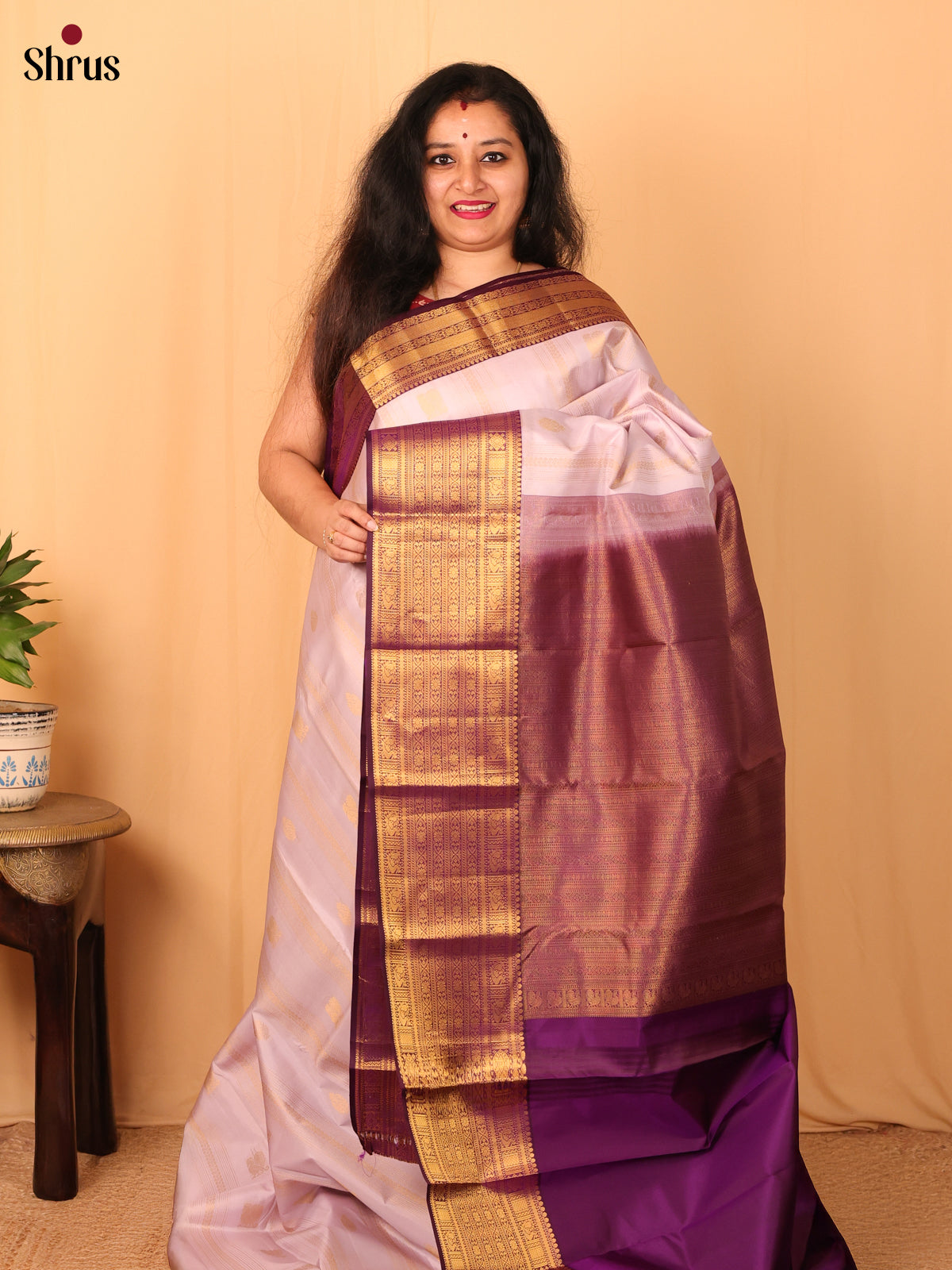 Mild Lavender & Violet - Kanchipuram silk Saree - Shop on Shrus.com