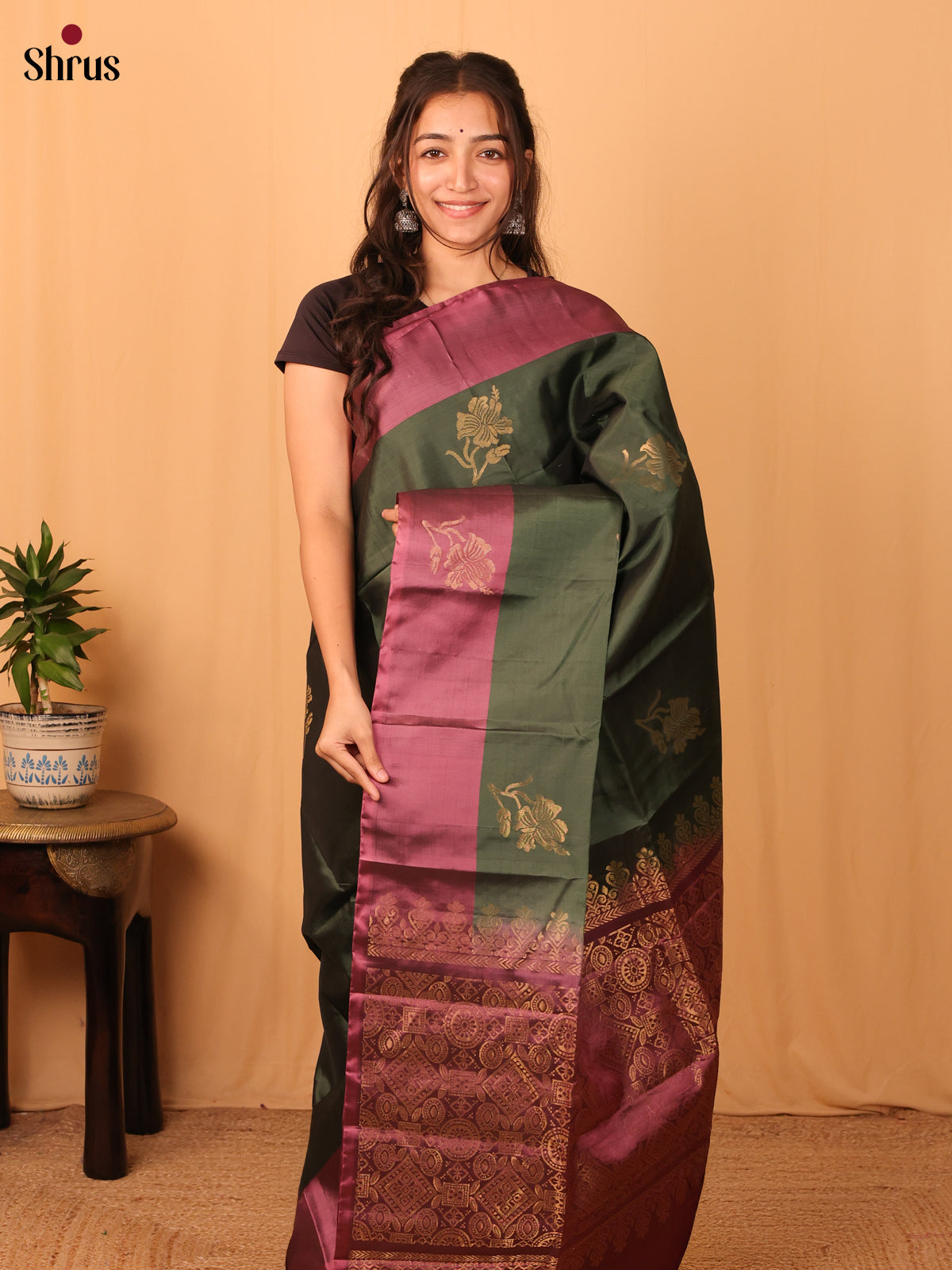 DAS17041 - Softsilk-halfpure Saree