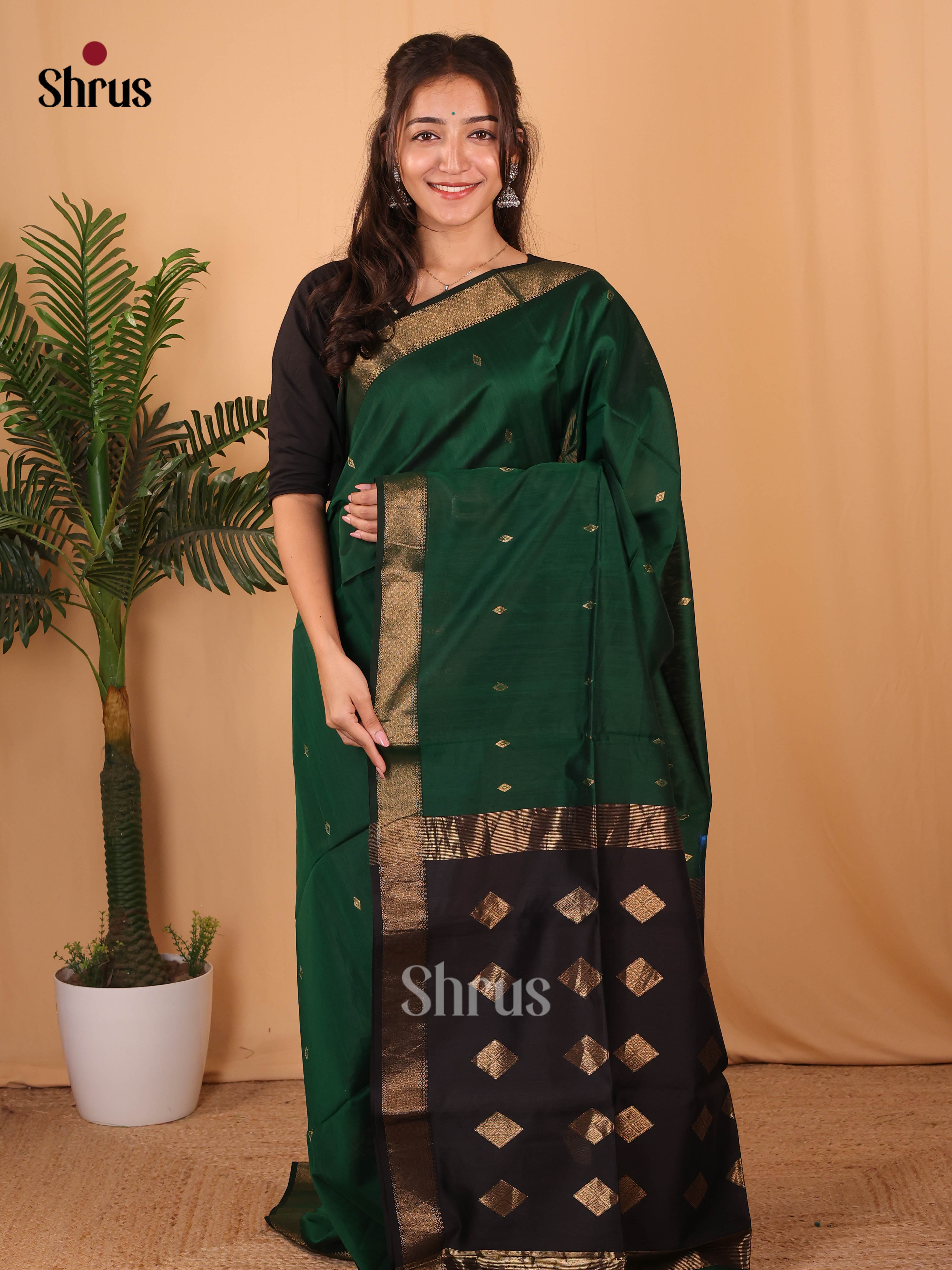 Green & Black - Maheshwari silkcotton Saree - Shop on Shrus.com