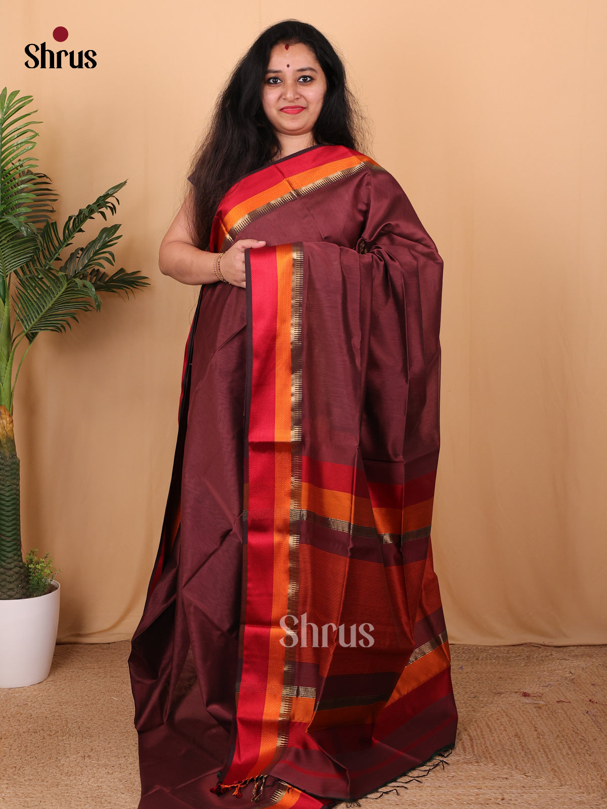 Brown & Red - Maheshwari silkcotton Saree - Shop on Shrus.com