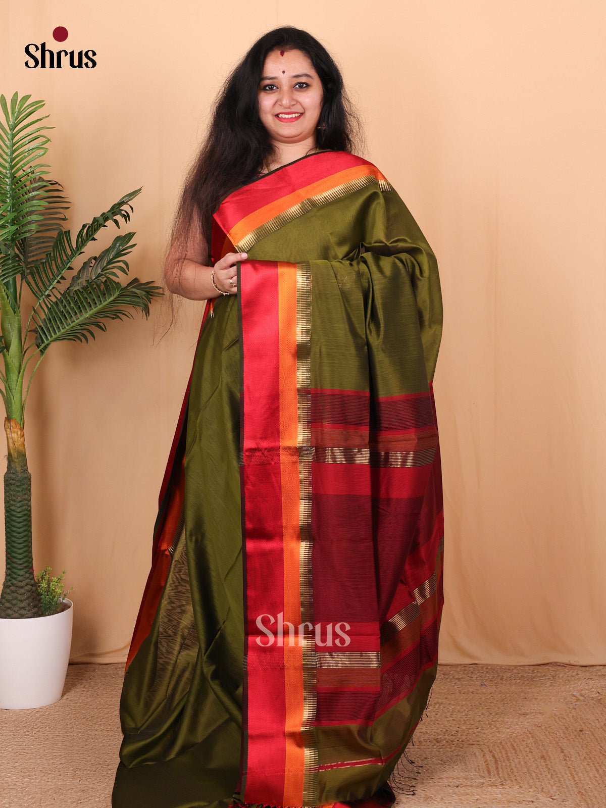 Green & Red - Maheshwari silkcotton Saree - Shop on Shrus.com