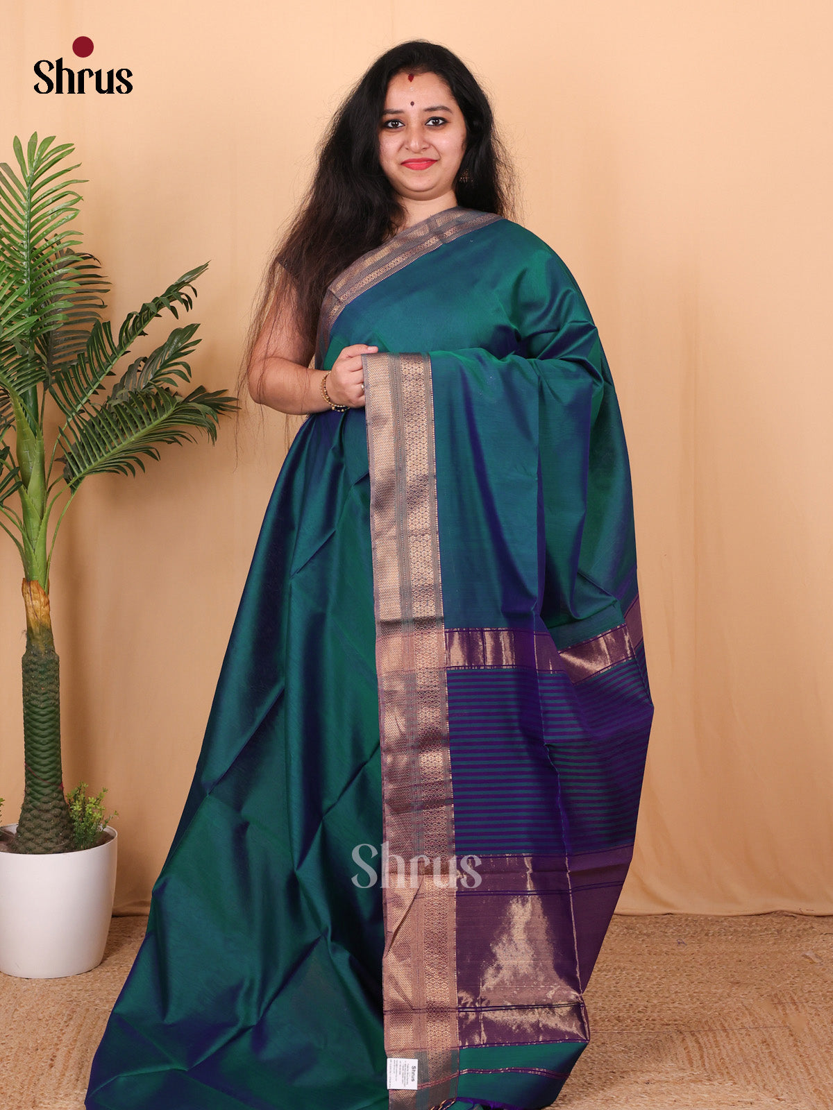 Peacock Green & Violet - Maheshwari silkcotton Saree - Shop on Shrus.com