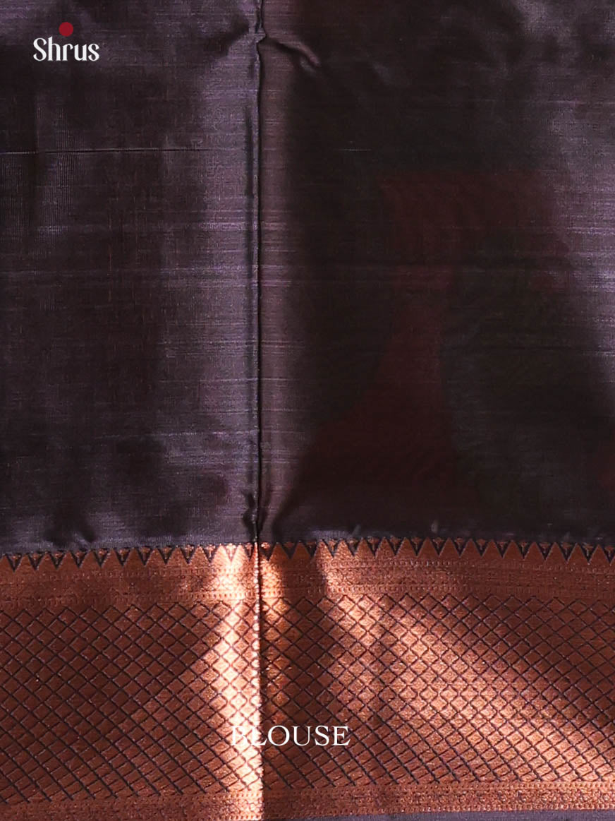 Green & Black- Kanchipuram-halfpure Saree - Shop on Shrus.com