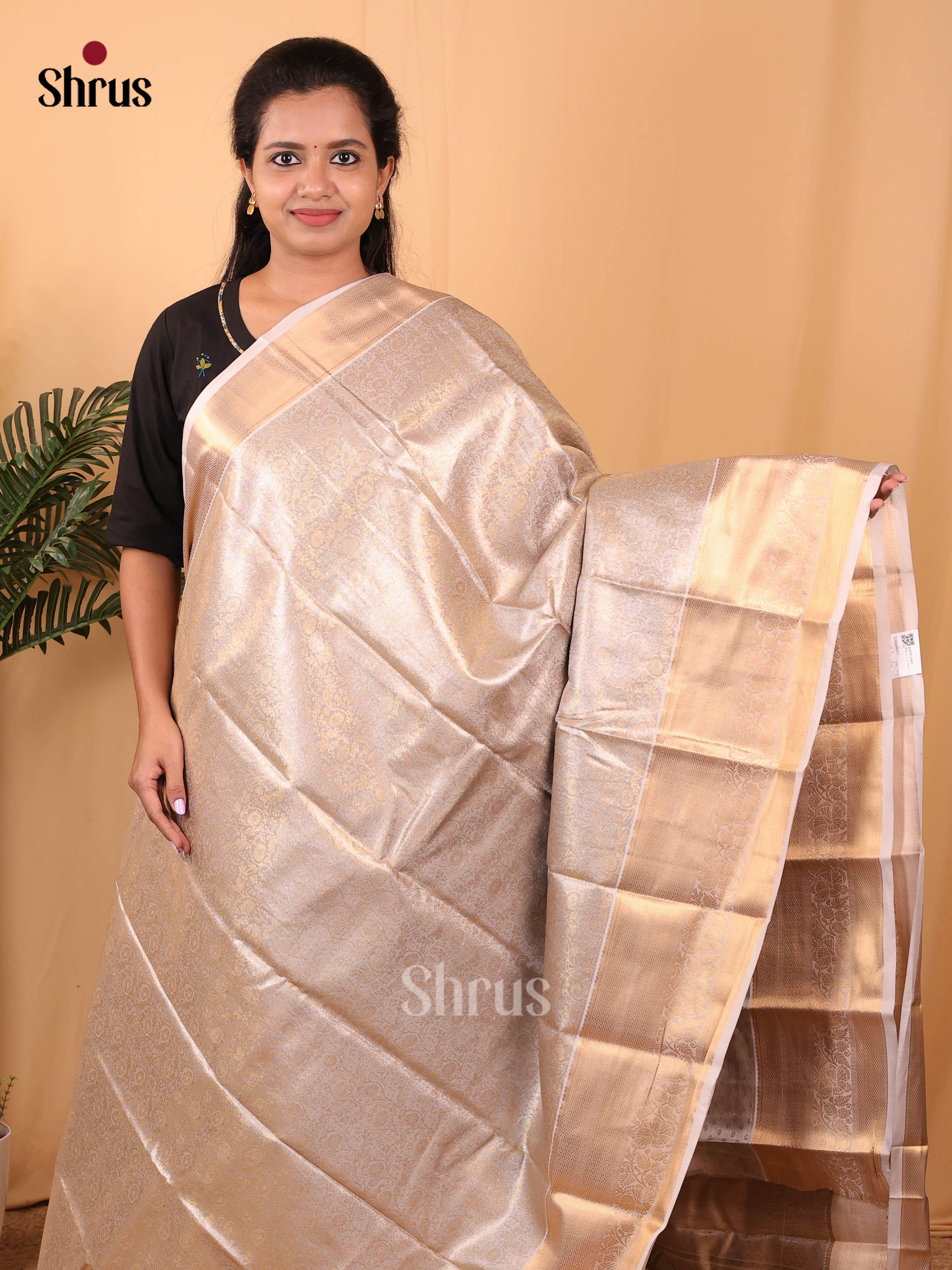 Cream - Kanchipuram-halfpure Saree - Shop on Shrus.com
