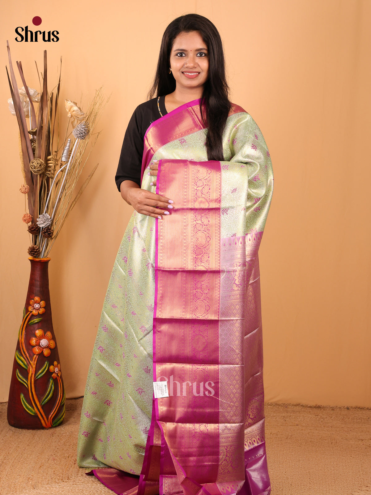 Pastel Green & Pink - Kanchipuram-halfpure Saree - Shop on Shrus.com