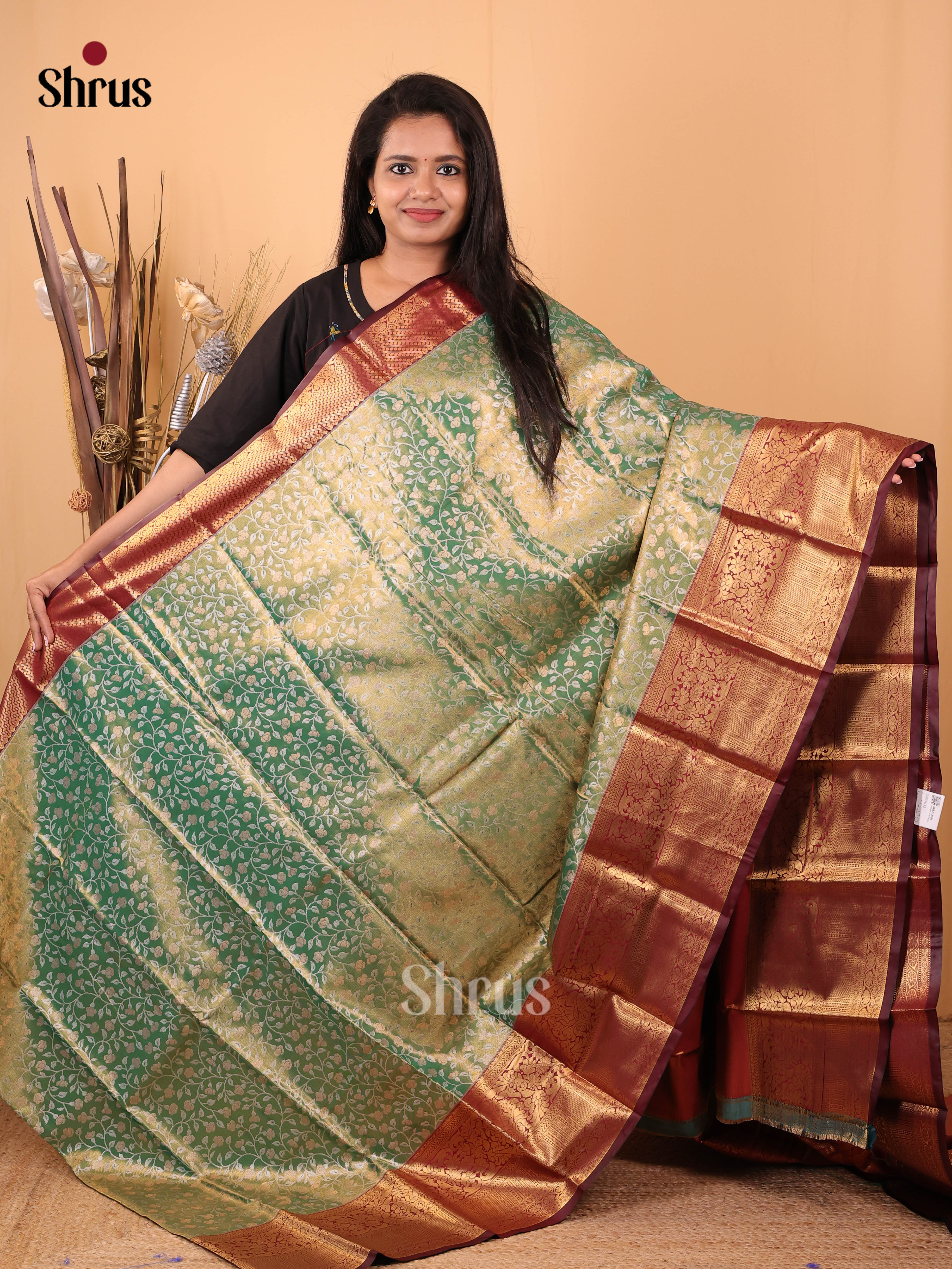 Green & Maroon - Kanchipuram-halfpure Saree - Shop on Shrus.com