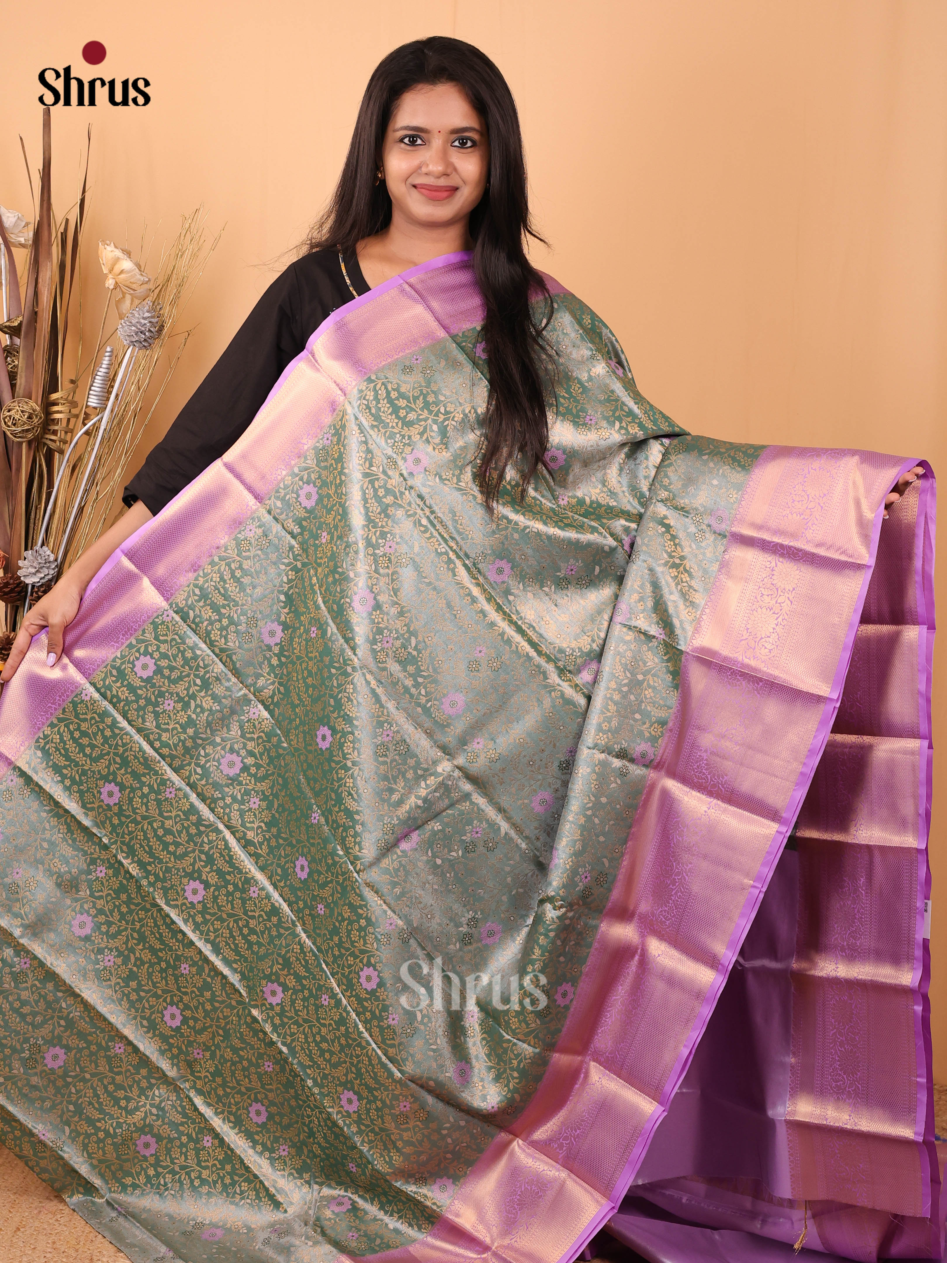 Green & Lavender - Kanchipuram-halfpure Saree - Shop on Shrus.com