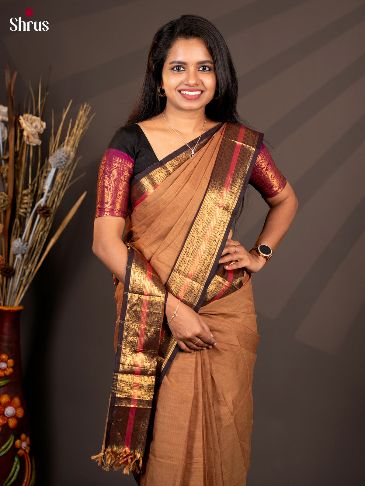 Lite Brown & Brown- Chettinad  Cotton Saree - Shop on Shrus.com