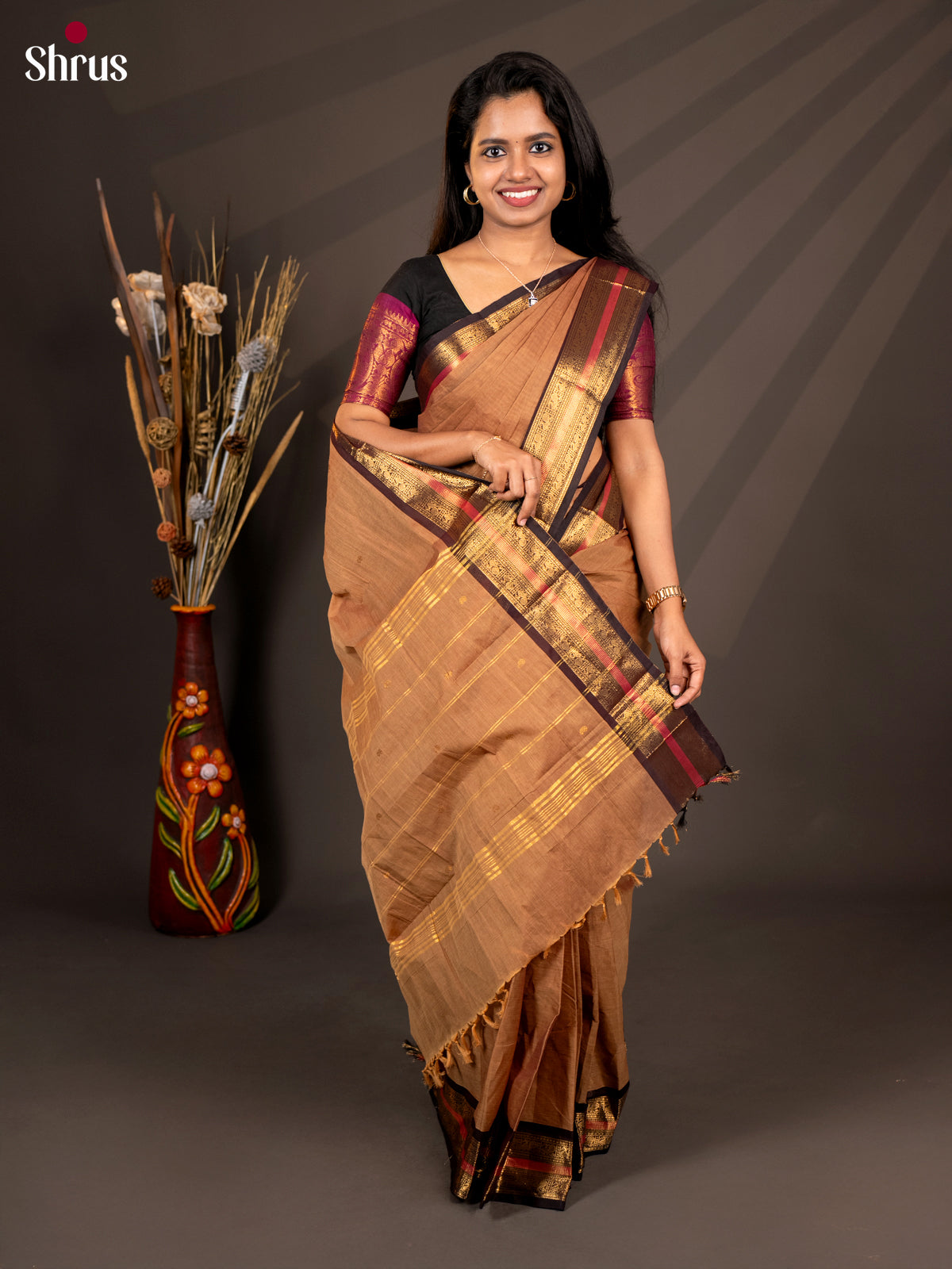 Lite Brown & Brown- Chettinad  Cotton Saree - Shop on Shrus.com