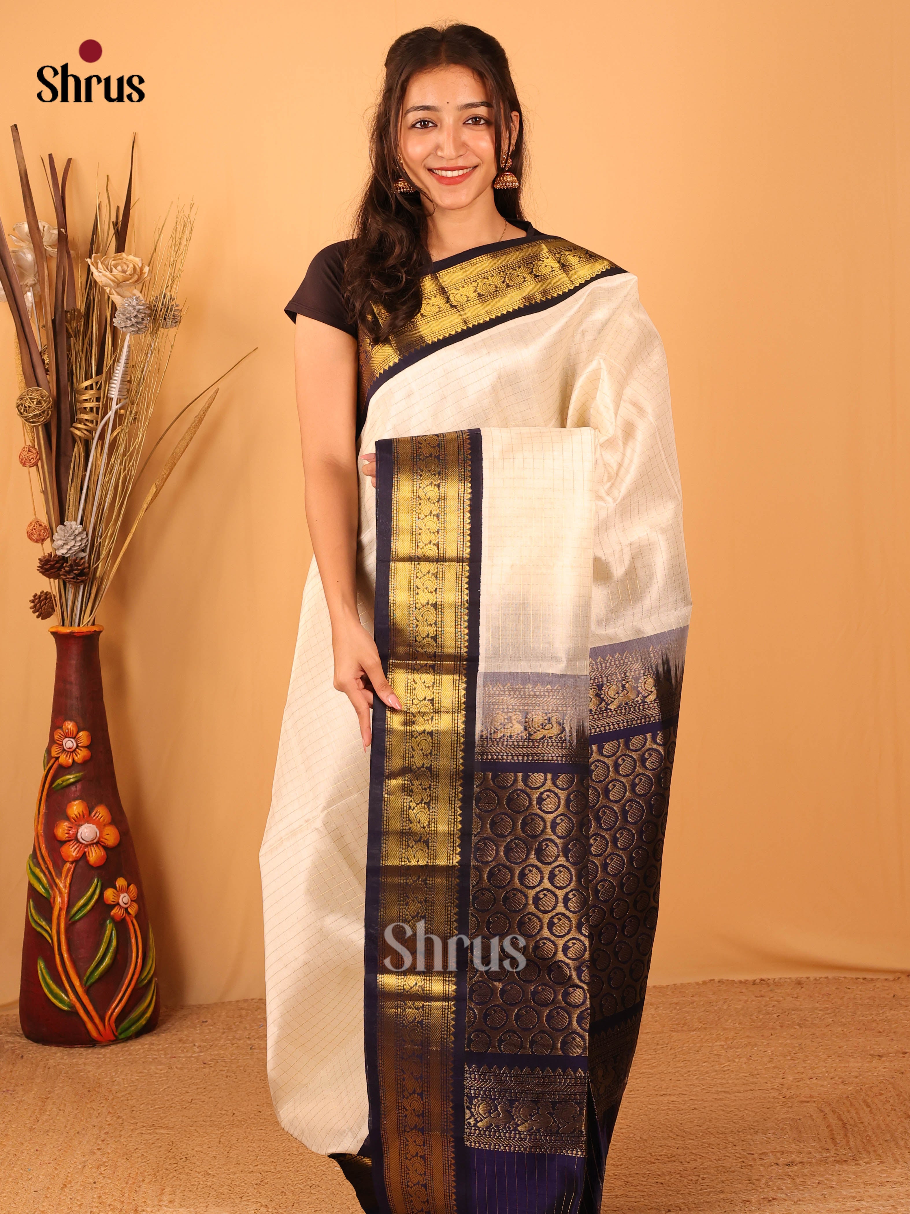 DBS10037 - Silk Cotton Saree - Shop on Shrus.com