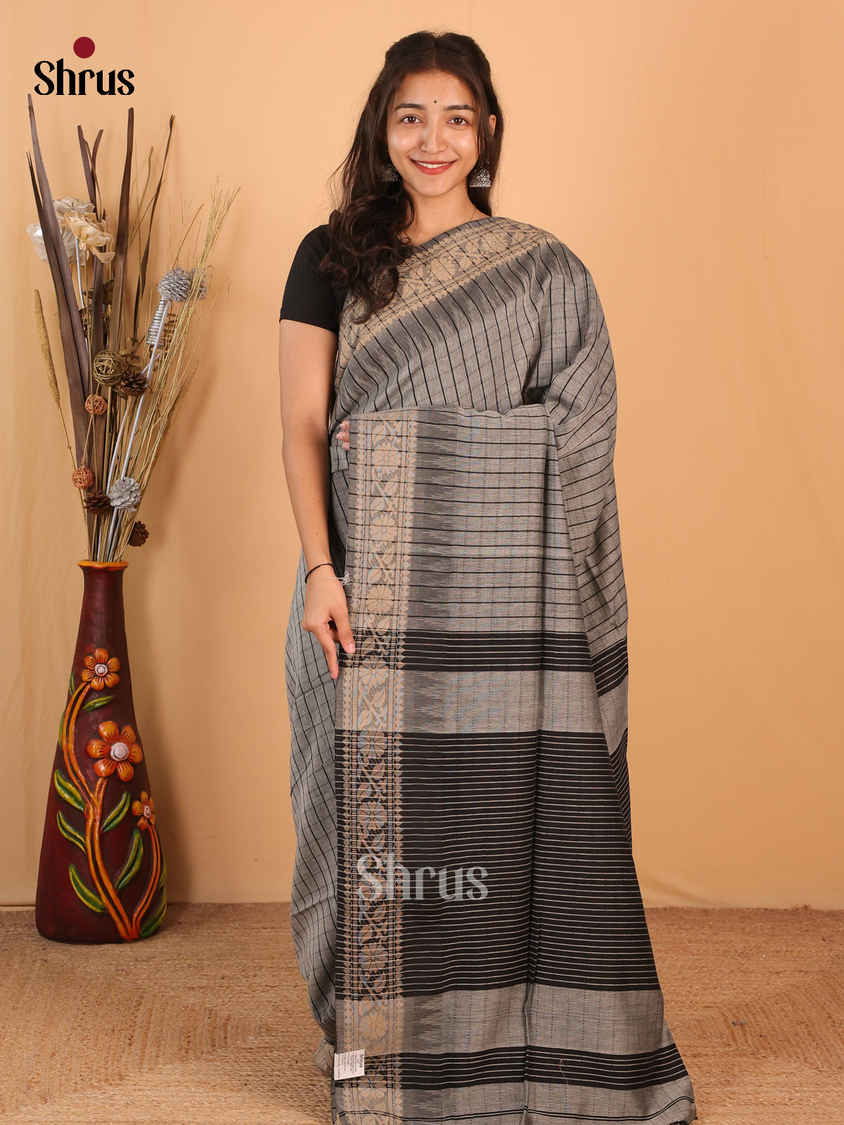 Grey & Black - Bengal cotton Saree - Shop on Shrus.com