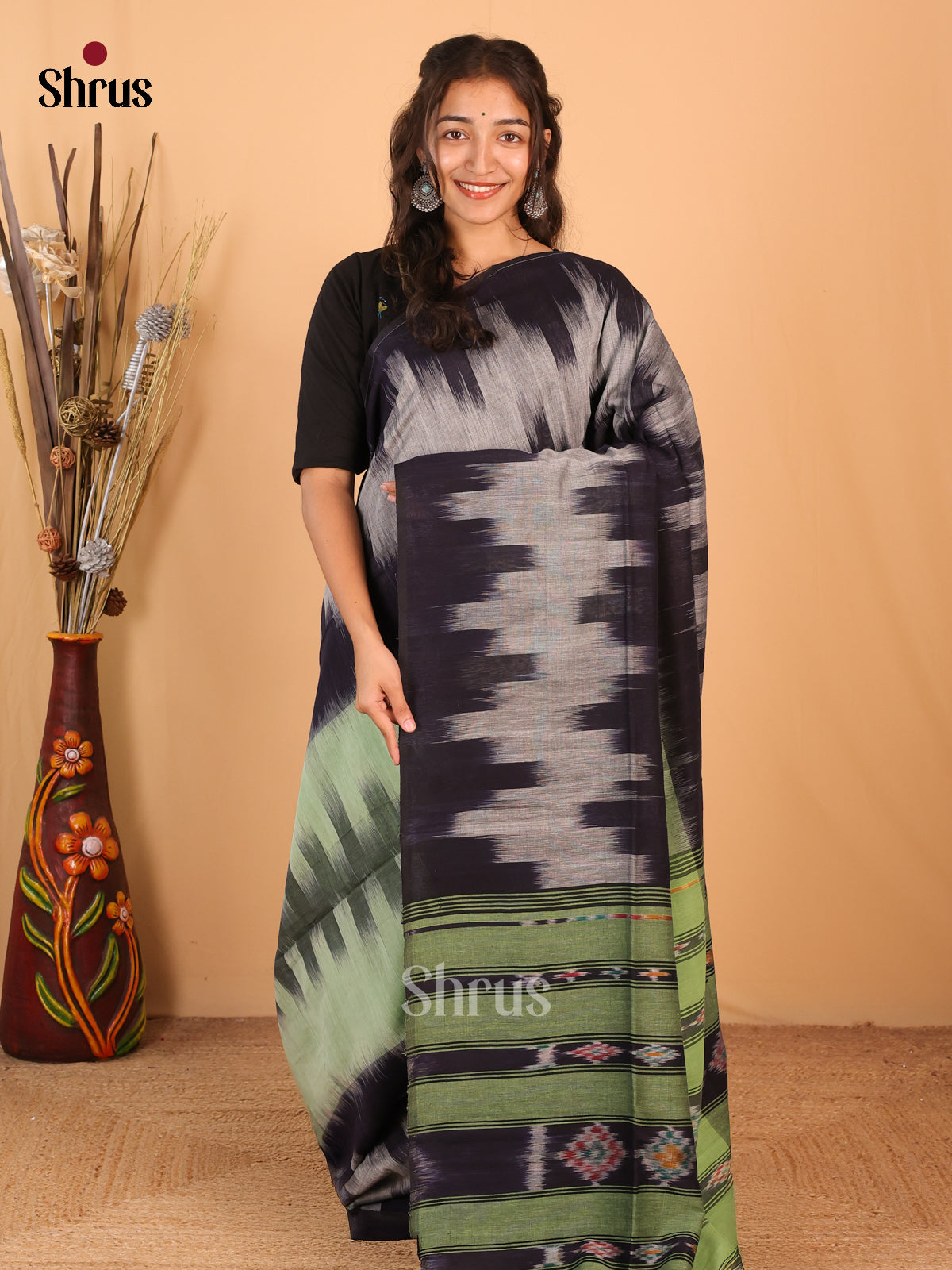 Grey & Black - Bengal cotton Saree - Shop on Shrus.com