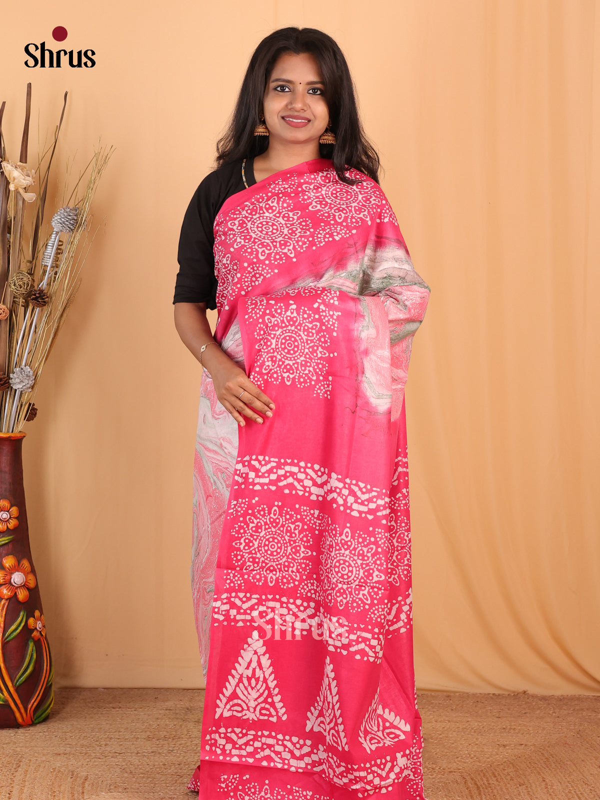 Cream & Pink - Bhatik Saree - Shop on Shrus.com