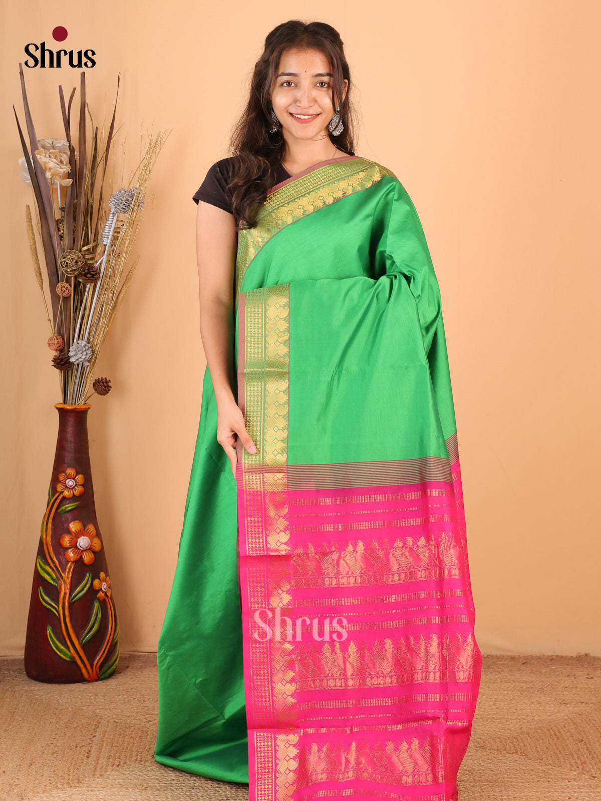 Green & Pink - Silkcotton-halfpure Saree - Shop on Shrus.com