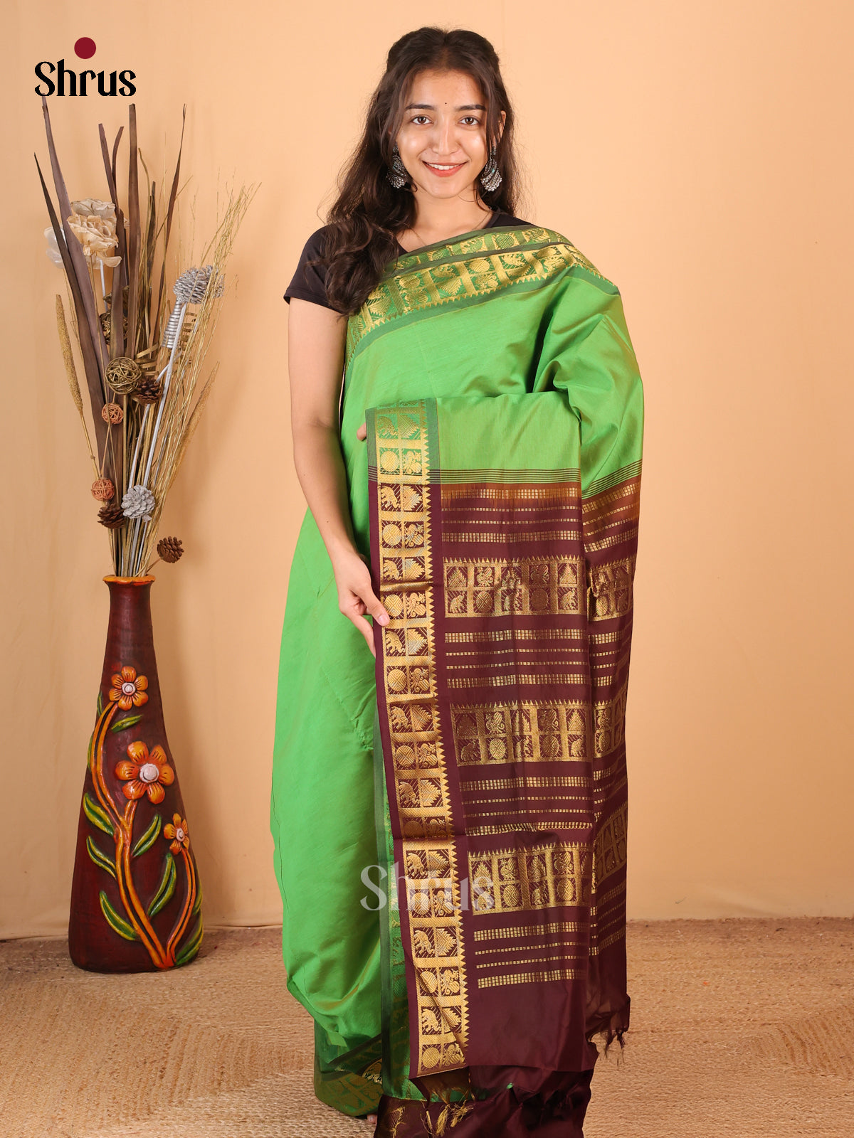 Green & Brown - Silkcotton-halfpure Saree - Shop on Shrus.com