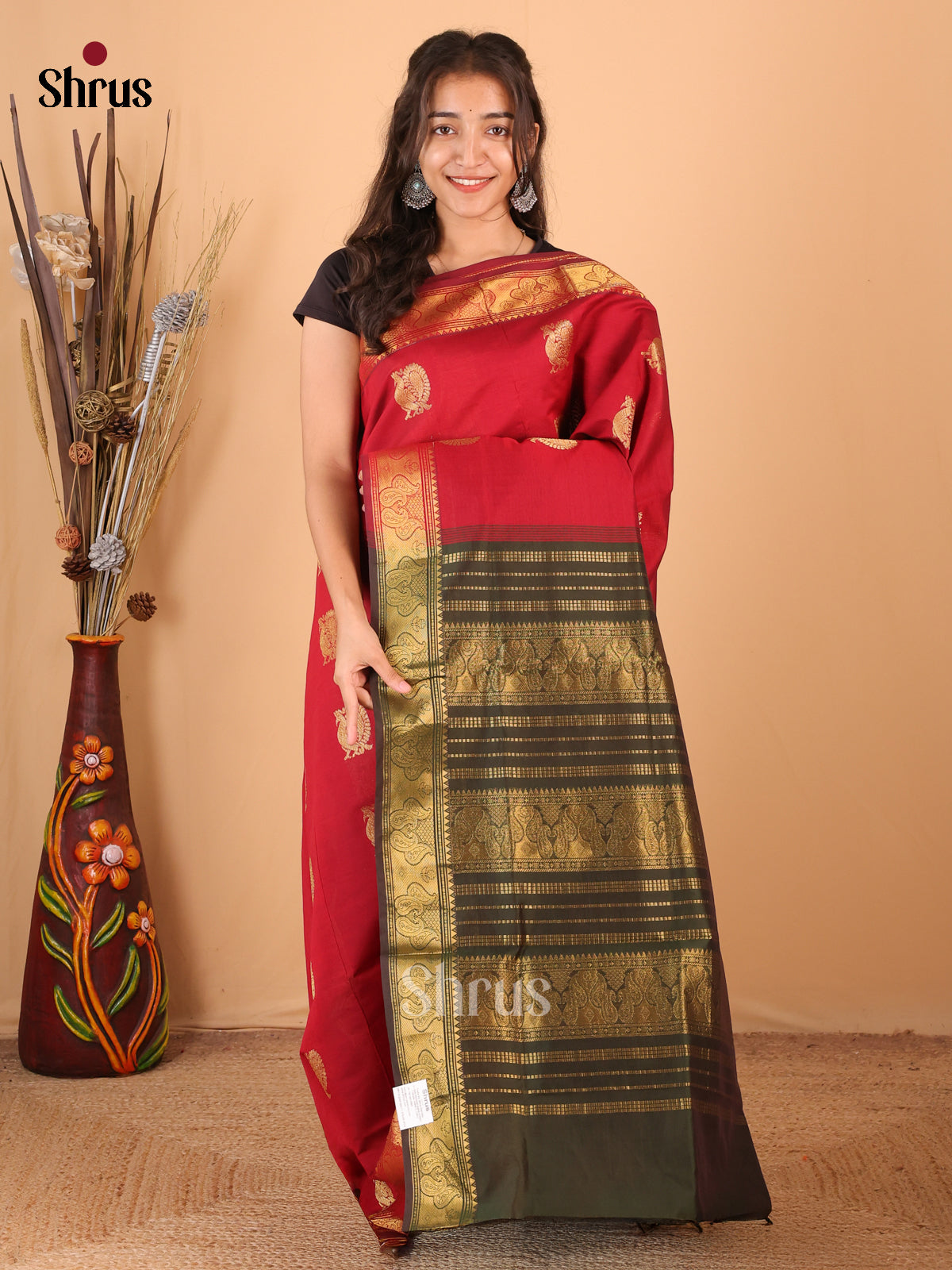 Red & Green - Silkcotton-halfpure Saree - Shop on Shrus.com
