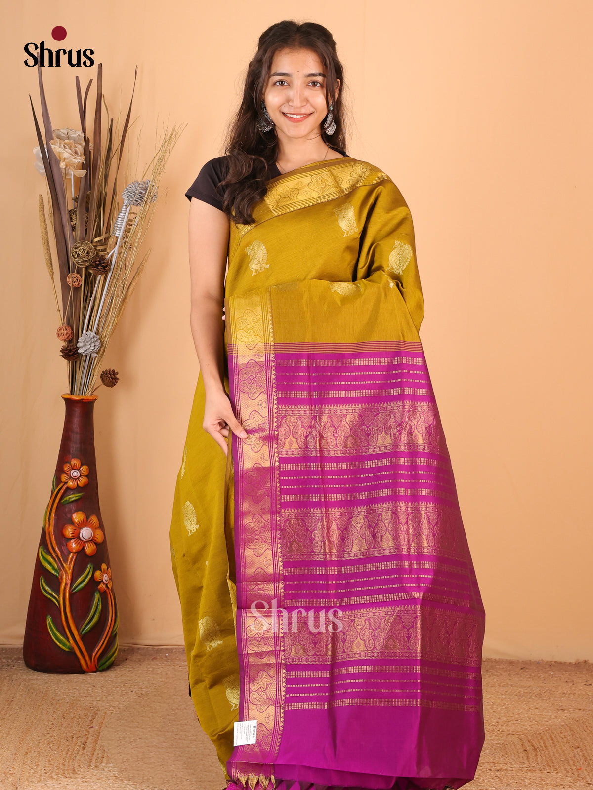 Mehandi Green & Majenta - Silkcotton-halfpure Saree - Shop on Shrus.com