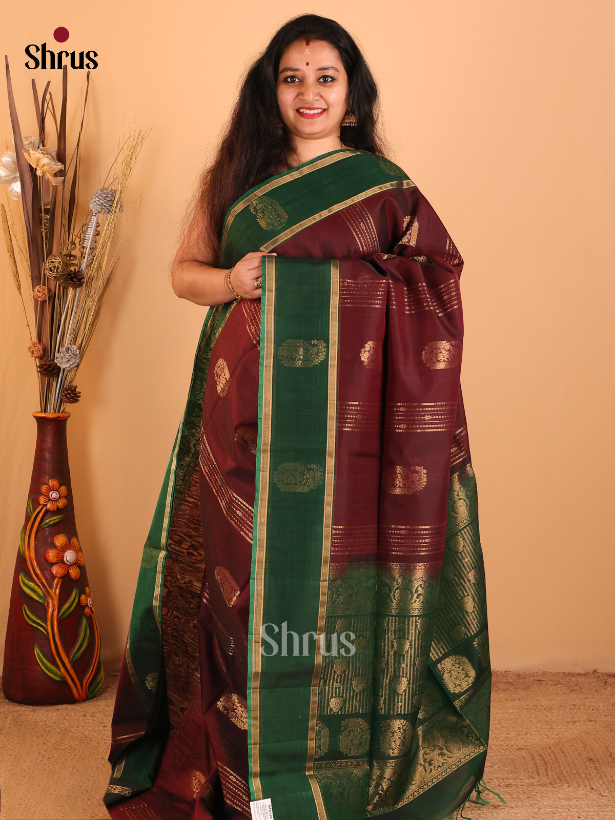 DCS07255 - Silk Cotton  Saree - Shop on Shrus.com