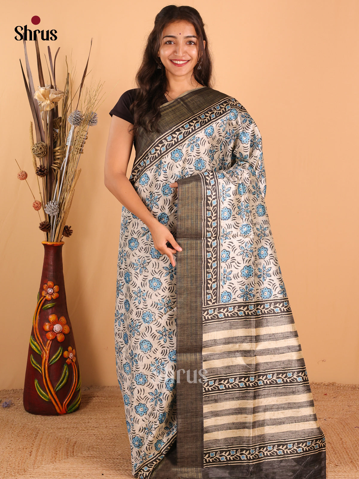 off white & Grey - Champa Semitussa Saree - DCS11160 - Shop on Shrus.com