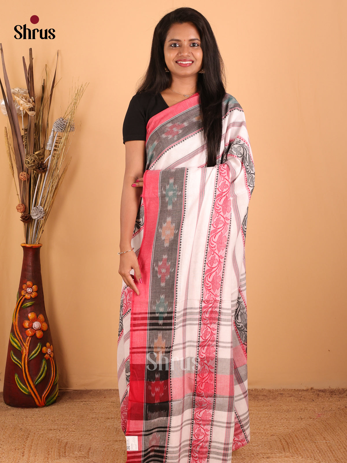 DCS12056 - Bengal Cotton  Saree - Shop on Shrus.com