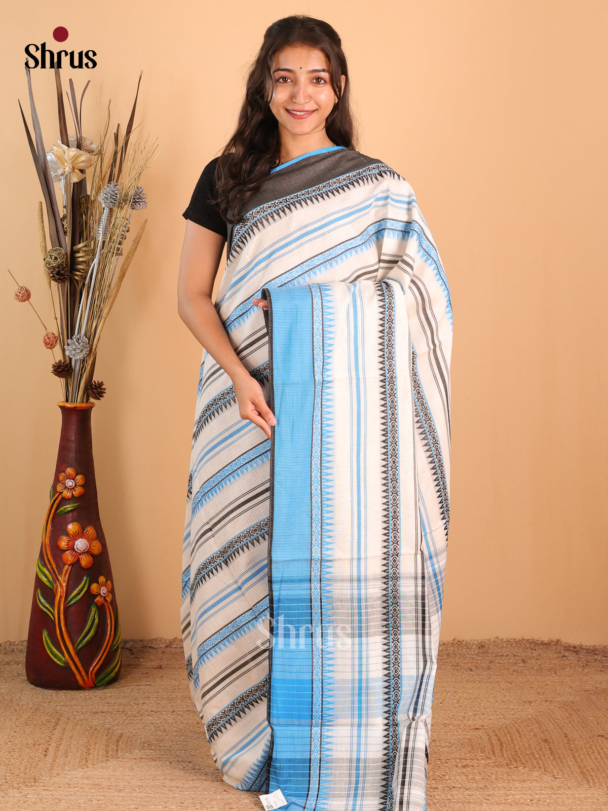 DCS12064 - Bengal cotton Saree - Shop on Shrus.com