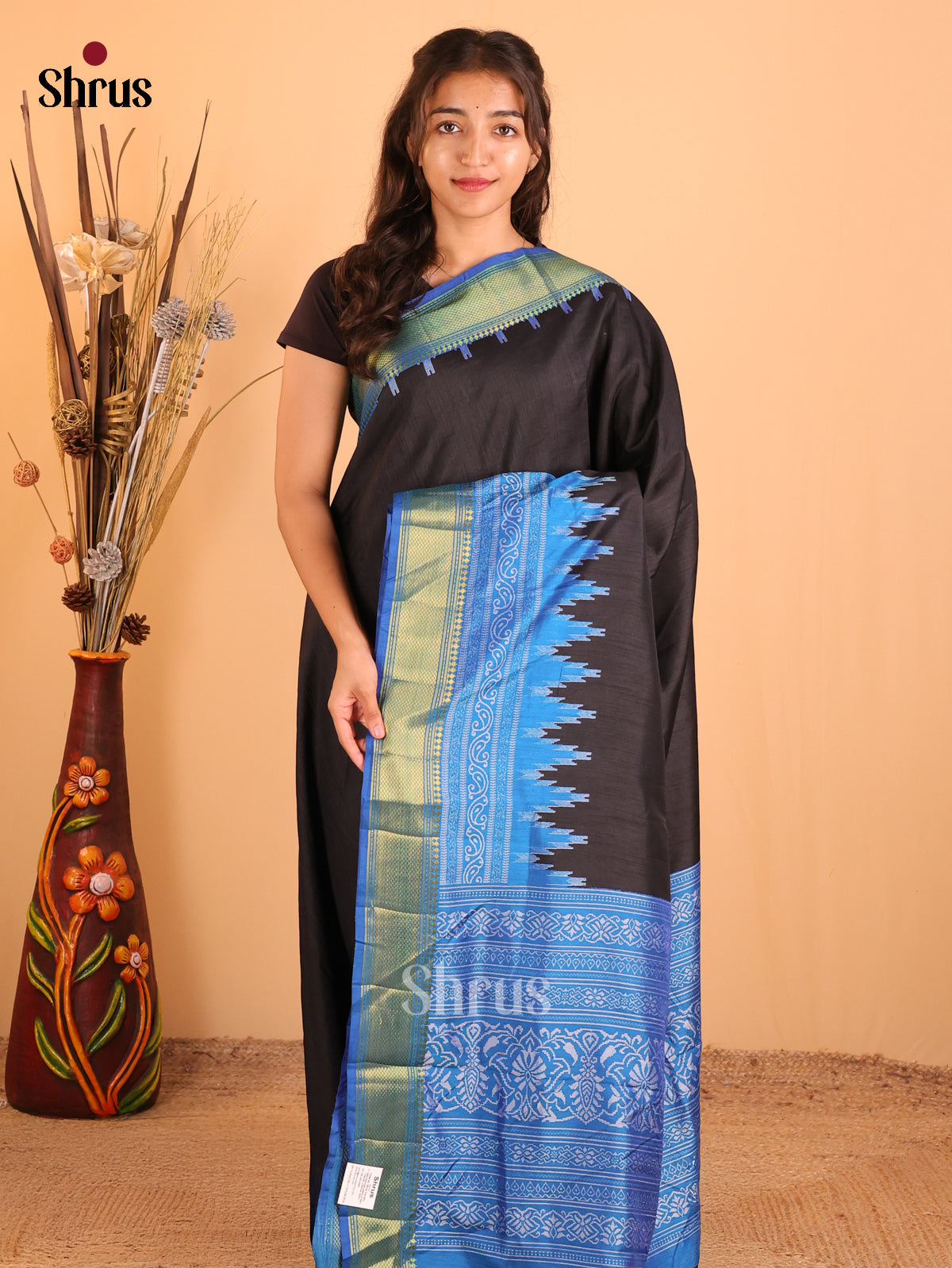 DCS14003 - Semi Patola  Saree - Shop on Shrus.com