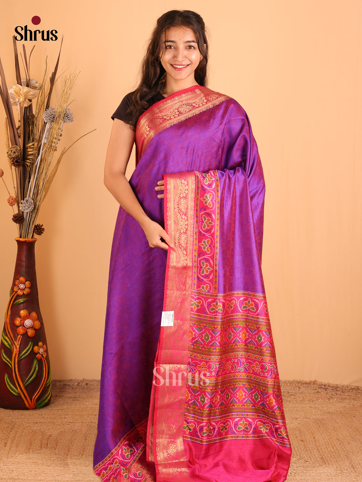 DCS18034 - Semi Patola  Saree - Shop on Shrus.com