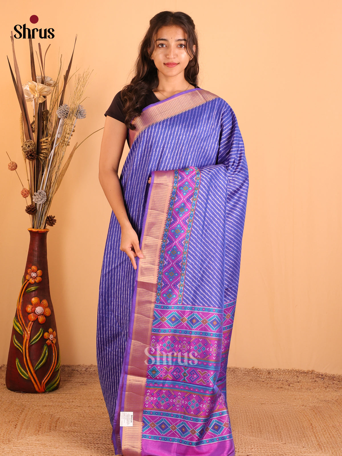 DCS18205 - Semi Patola  Saree - Shop on Shrus.com
