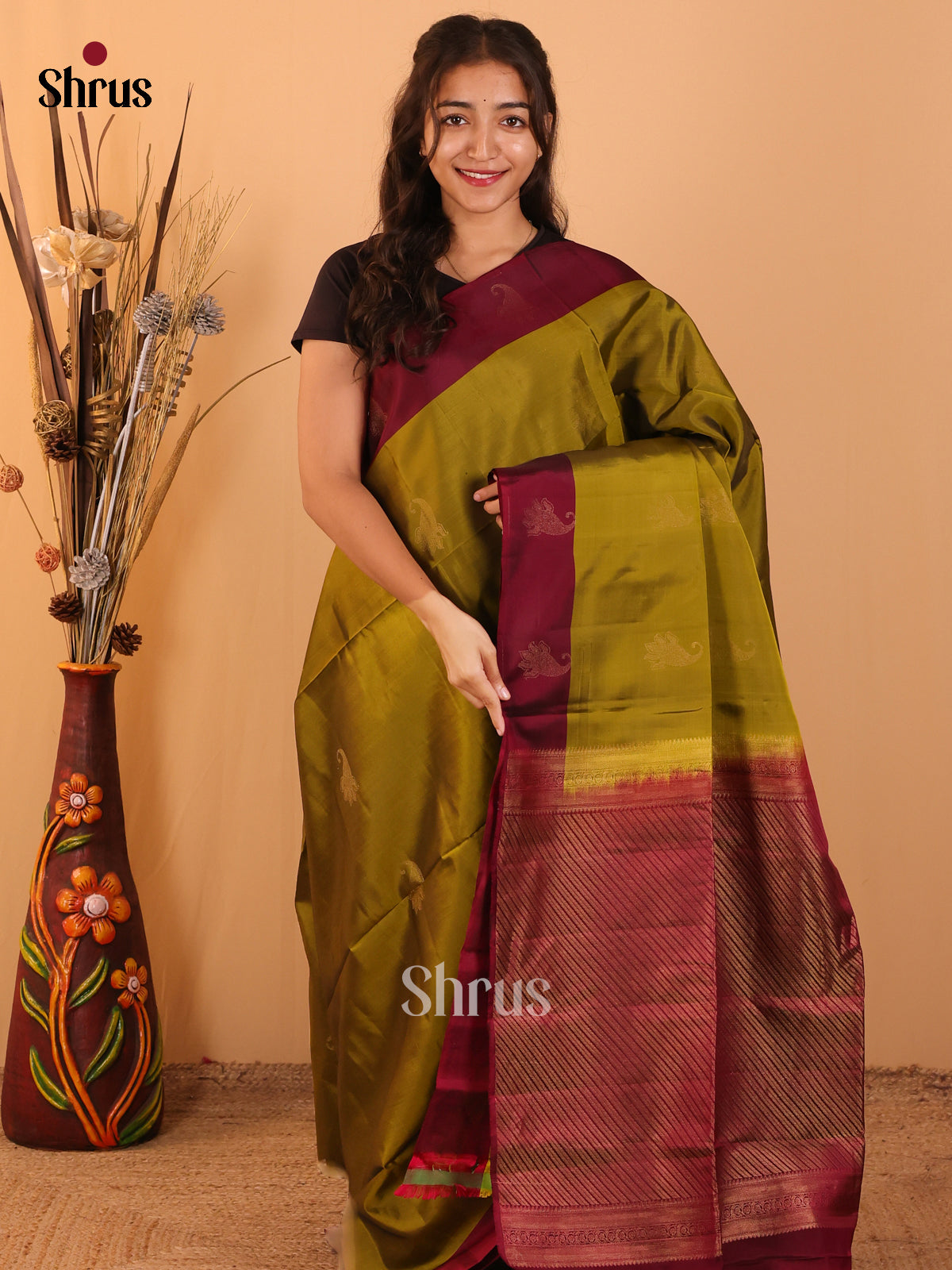 Mathulir Green & Maroon - Softsilk-halfpure  Saree - Shop on Shrus.com